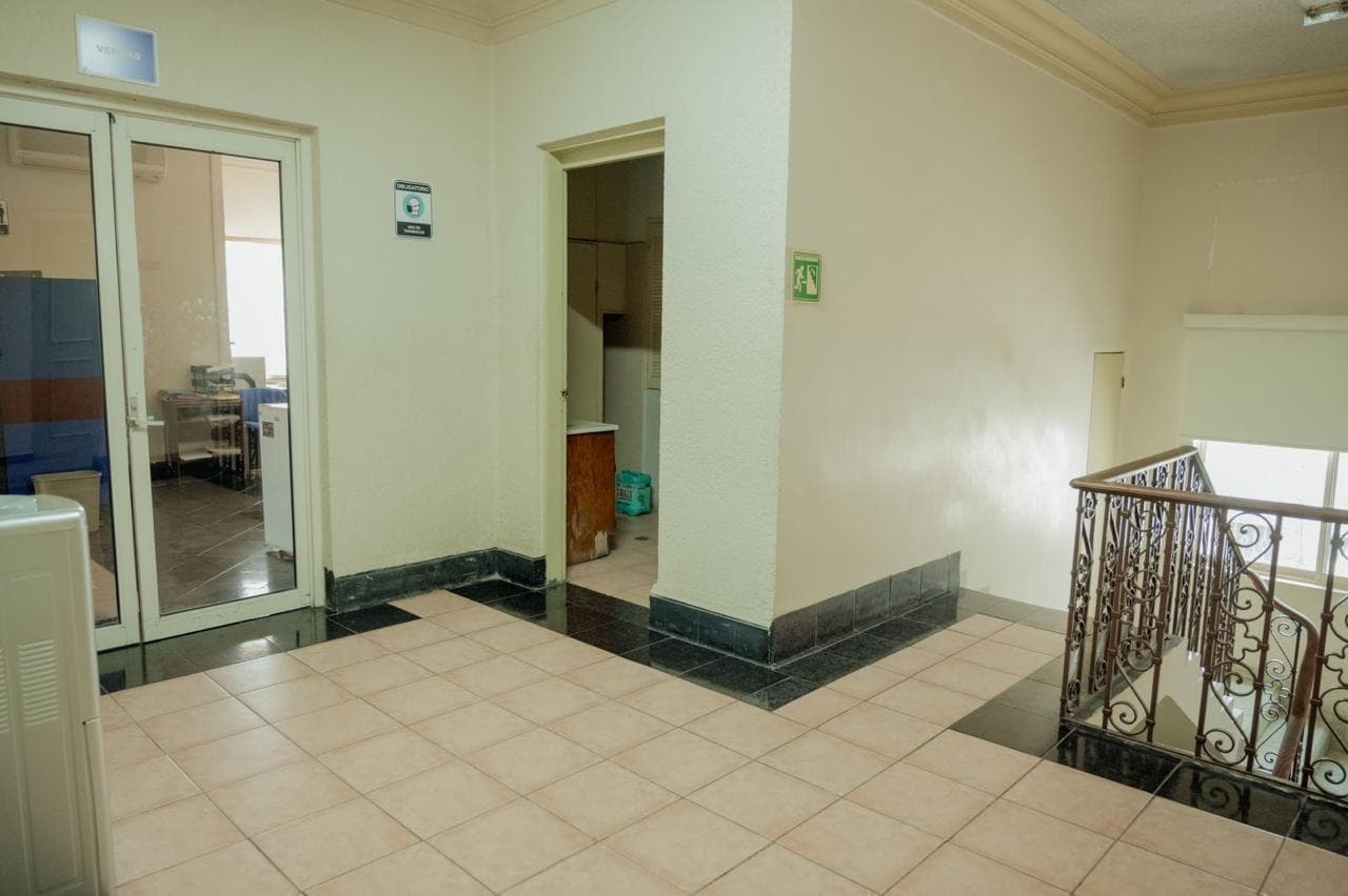 OFFICE FOR RENT IN COLONIA MARIA LUISA