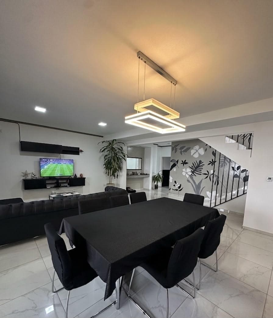 210 m² Duplex with Pool for Sale - Claros Village