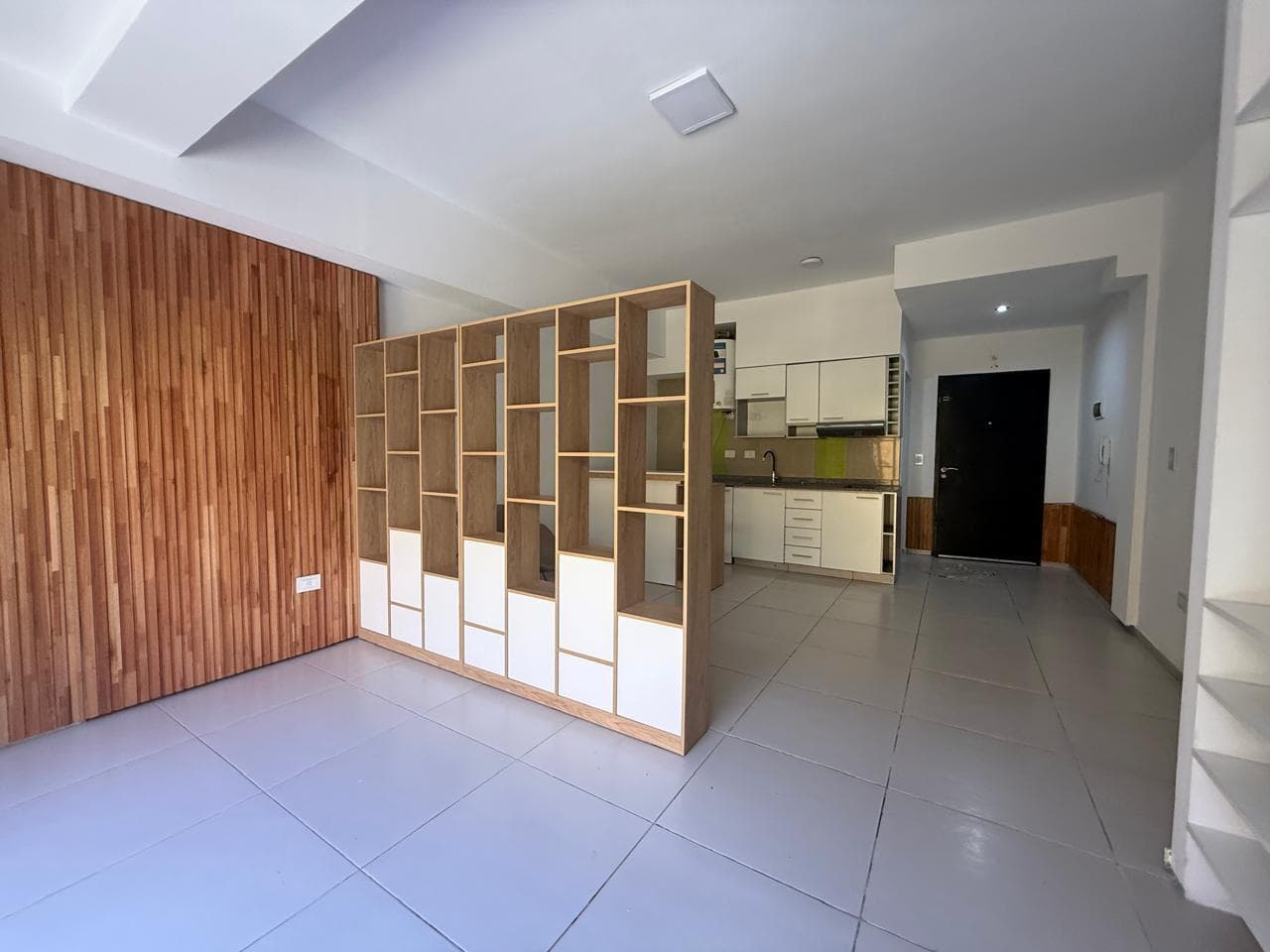 STUDIO APARTMENT FOR SALE WITH PATIO IN BOEDO—QUALIFIES FOR A MORTGAGE