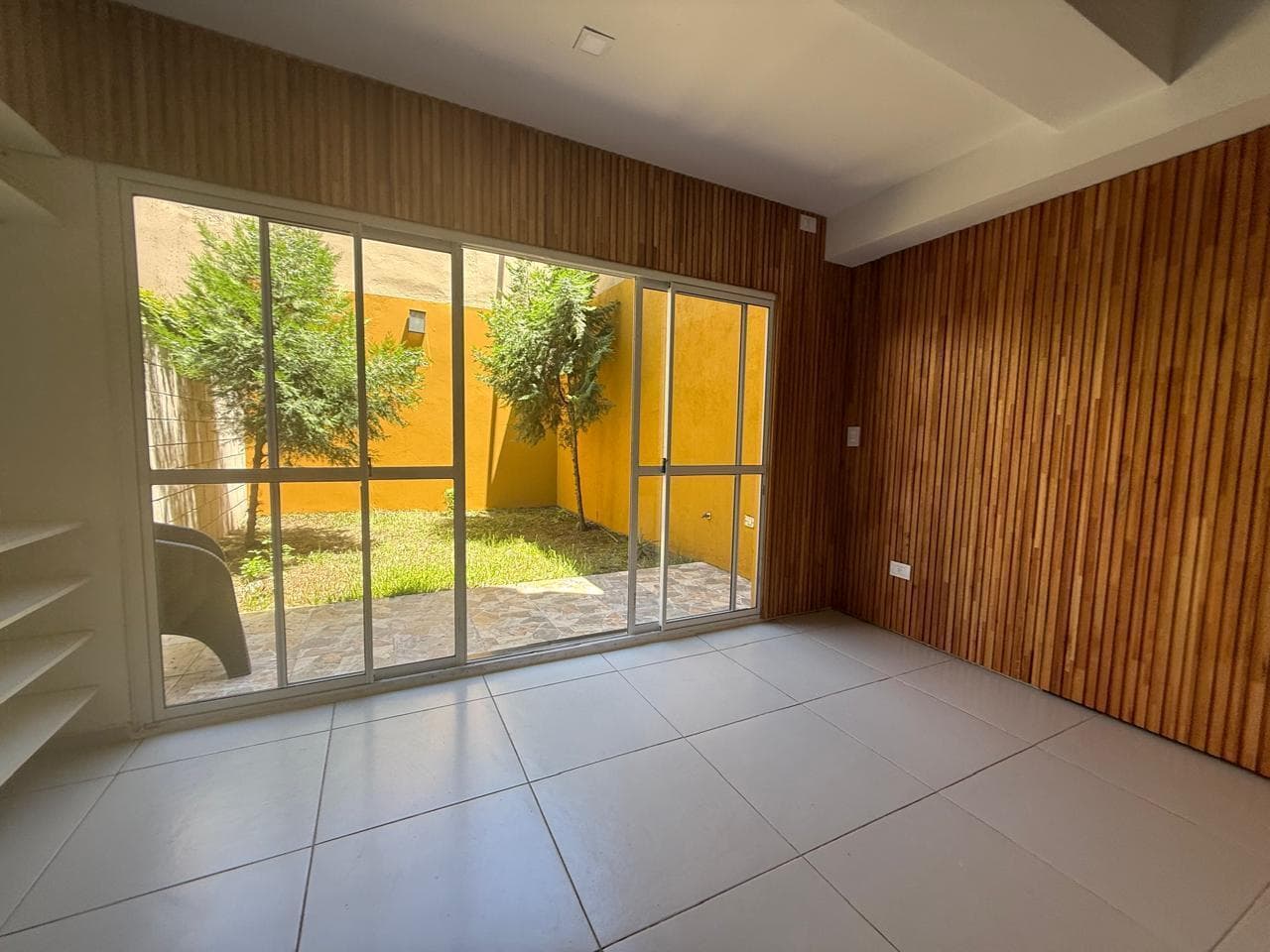 STUDIO APARTMENT FOR SALE WITH PATIO IN BOEDO—QUALIFIES FOR A MORTGAGE