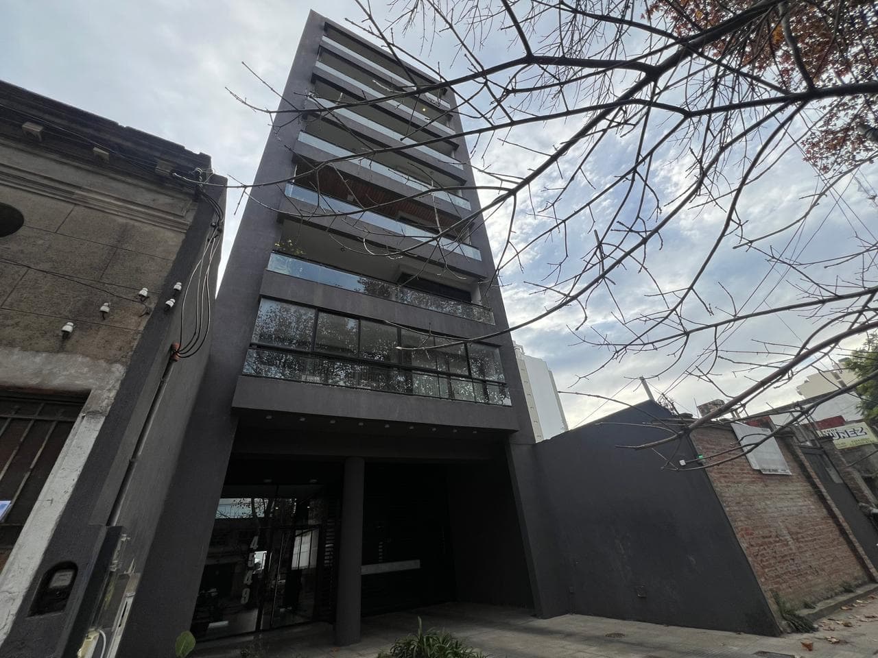 Studio apartment on Escalada Street. QUALIFIES FOR A LOAN.