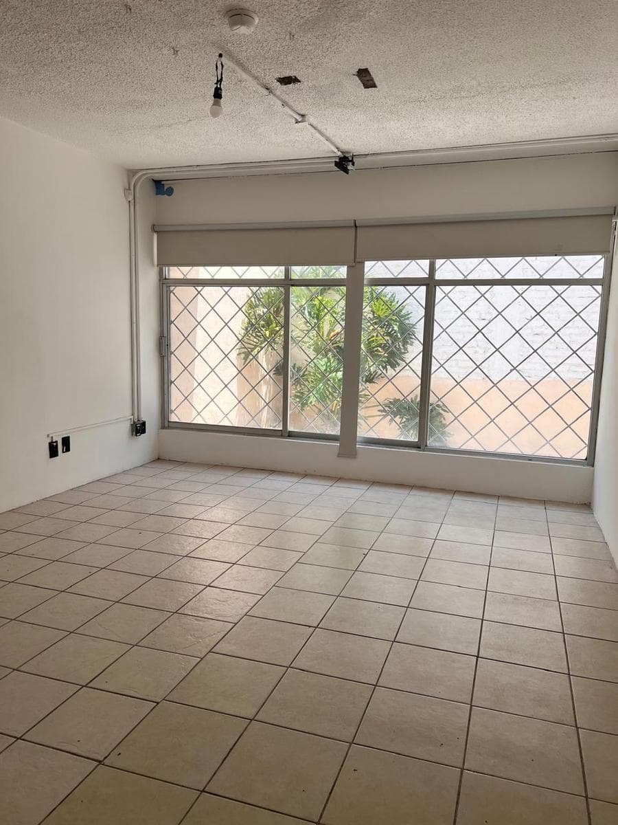 Single-story house for rent to be used as office space