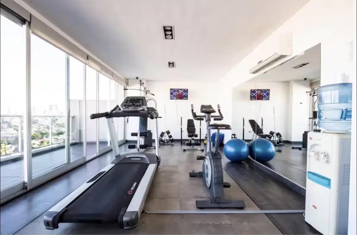3-room apartment with full amenities and security in a prime neighborhood of Palermo