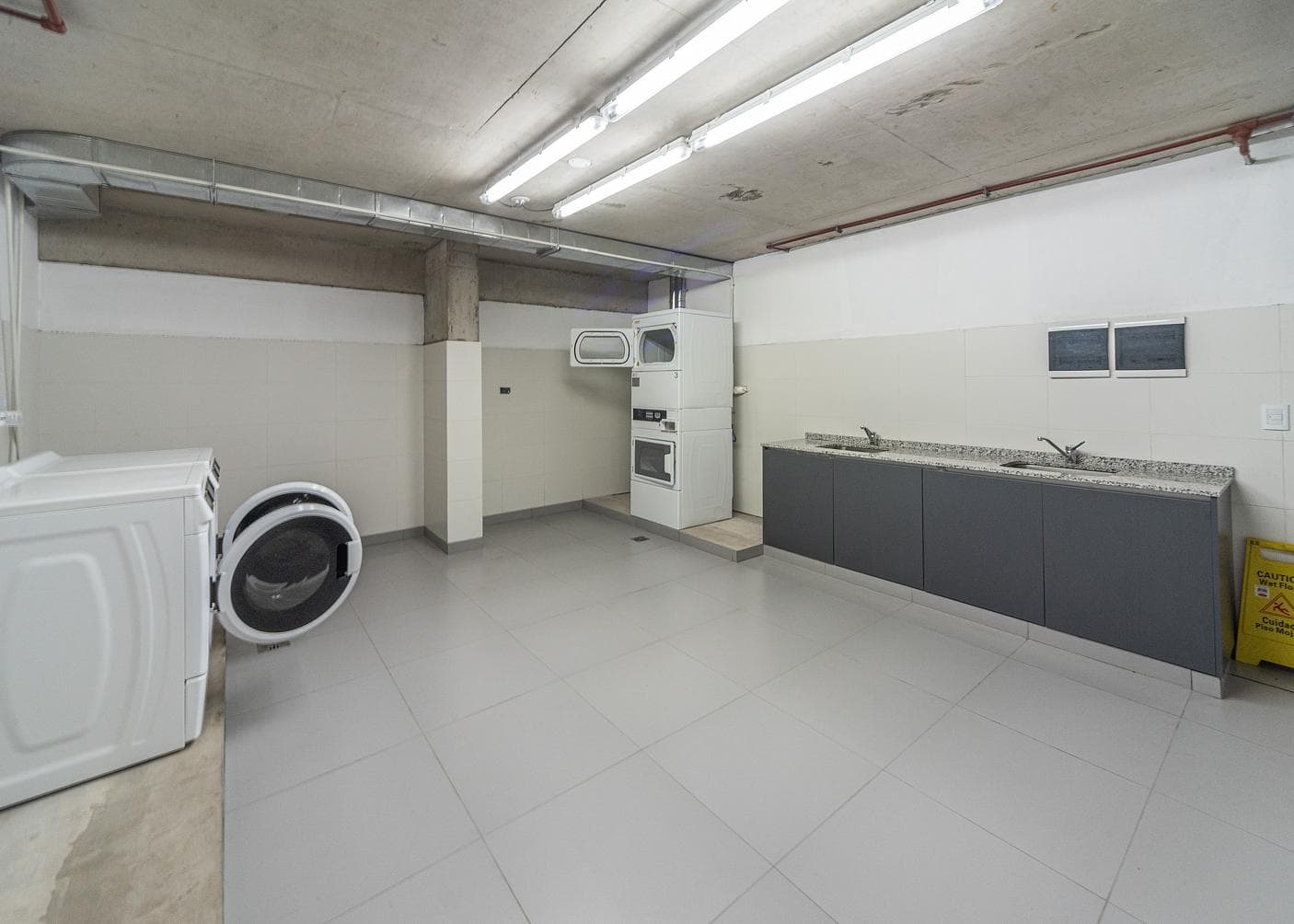 Studio apartment for sale or rent in Campus Norte, Vte. López.