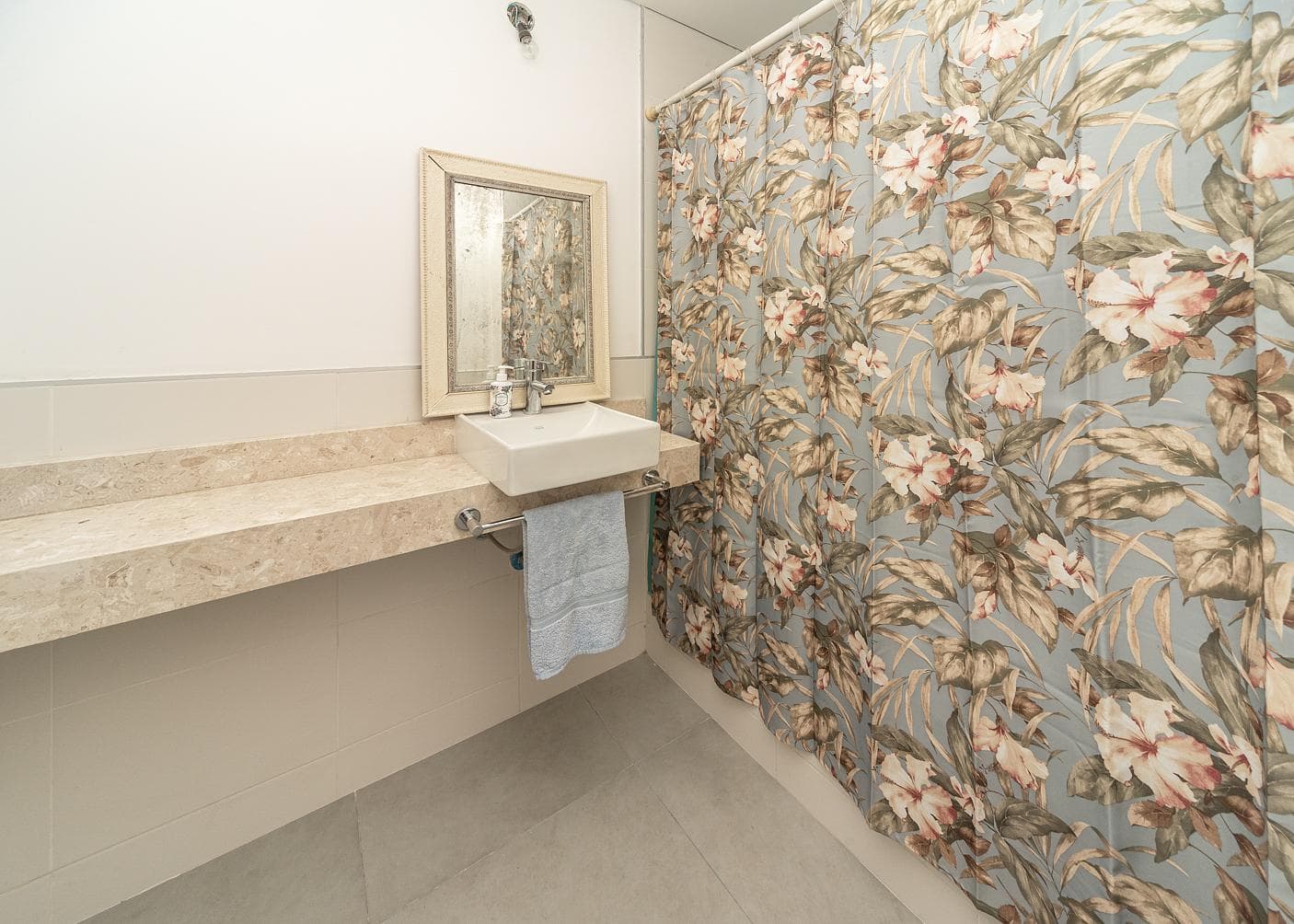 Studio apartment for sale or rent in Campus Norte, Vte. López.