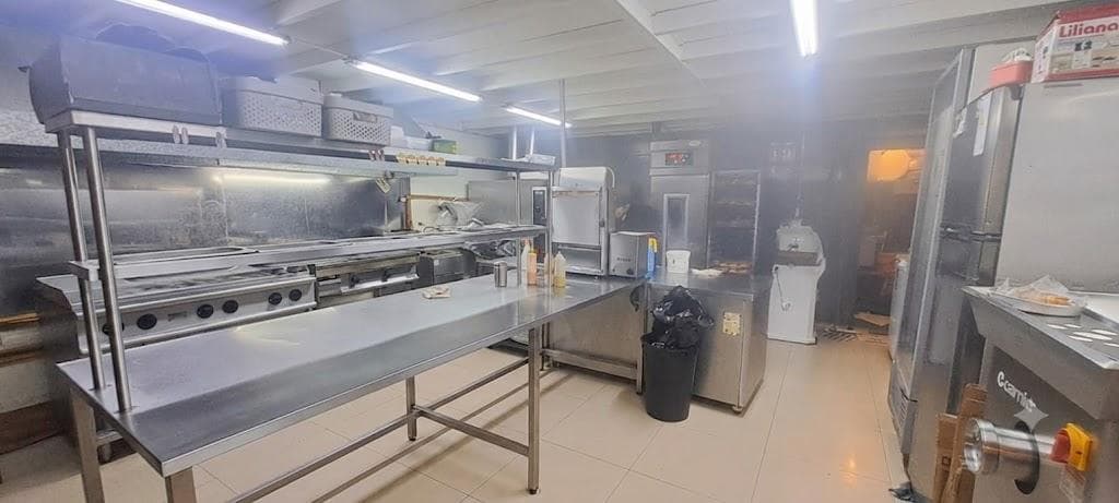Casa 5 Amb Local Comercial Garage venta