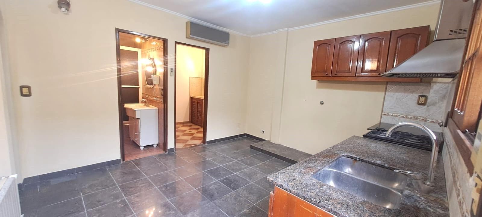 Casa 5 Amb Local Comercial Garage venta
