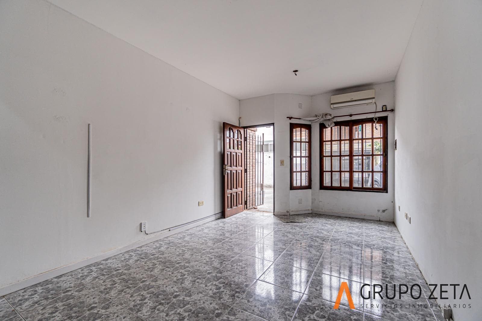 Bright Triplex for Sale with Garage in Ramos Mejía