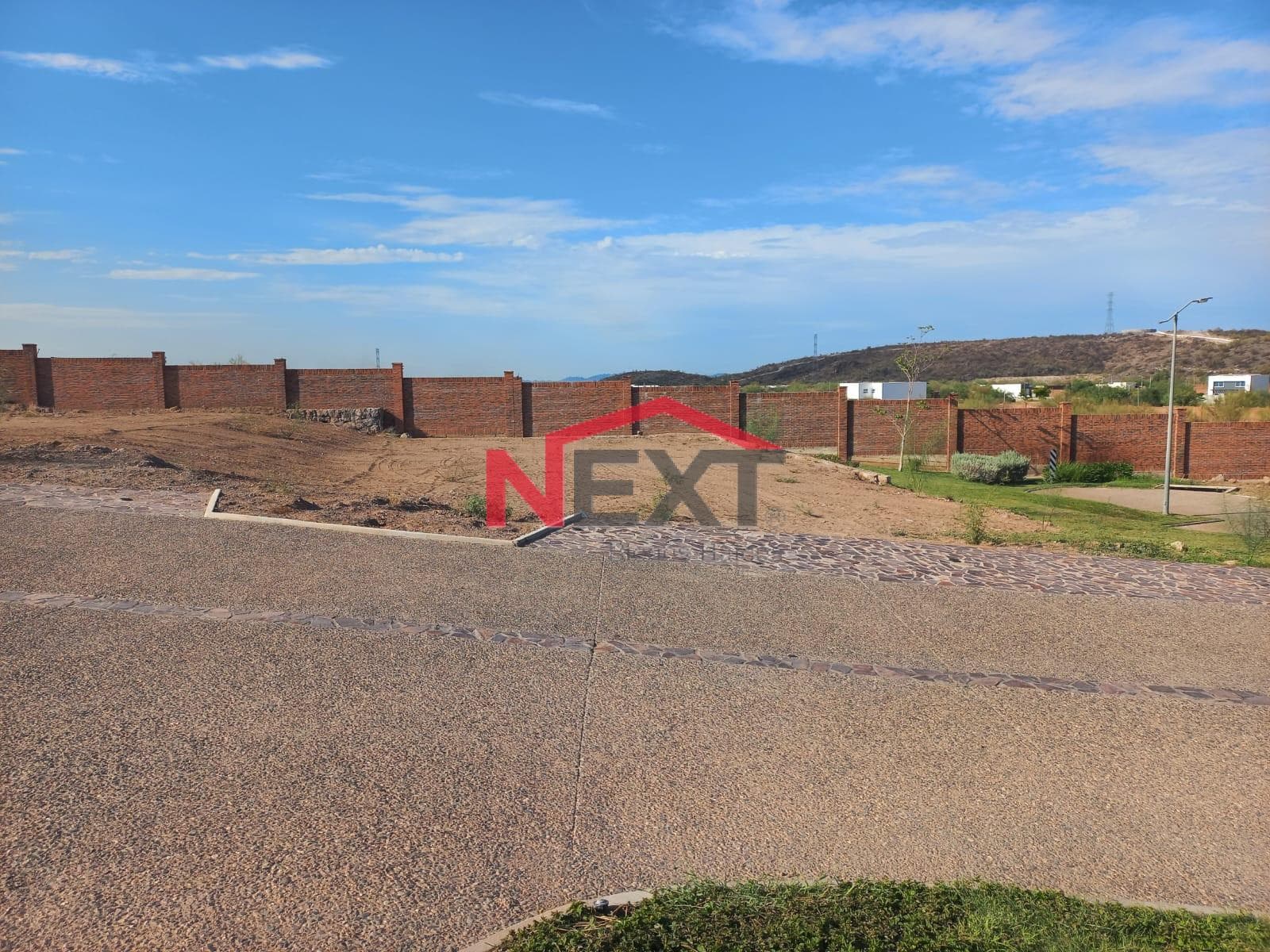 LAND FOR SALE IN ALTOZANO