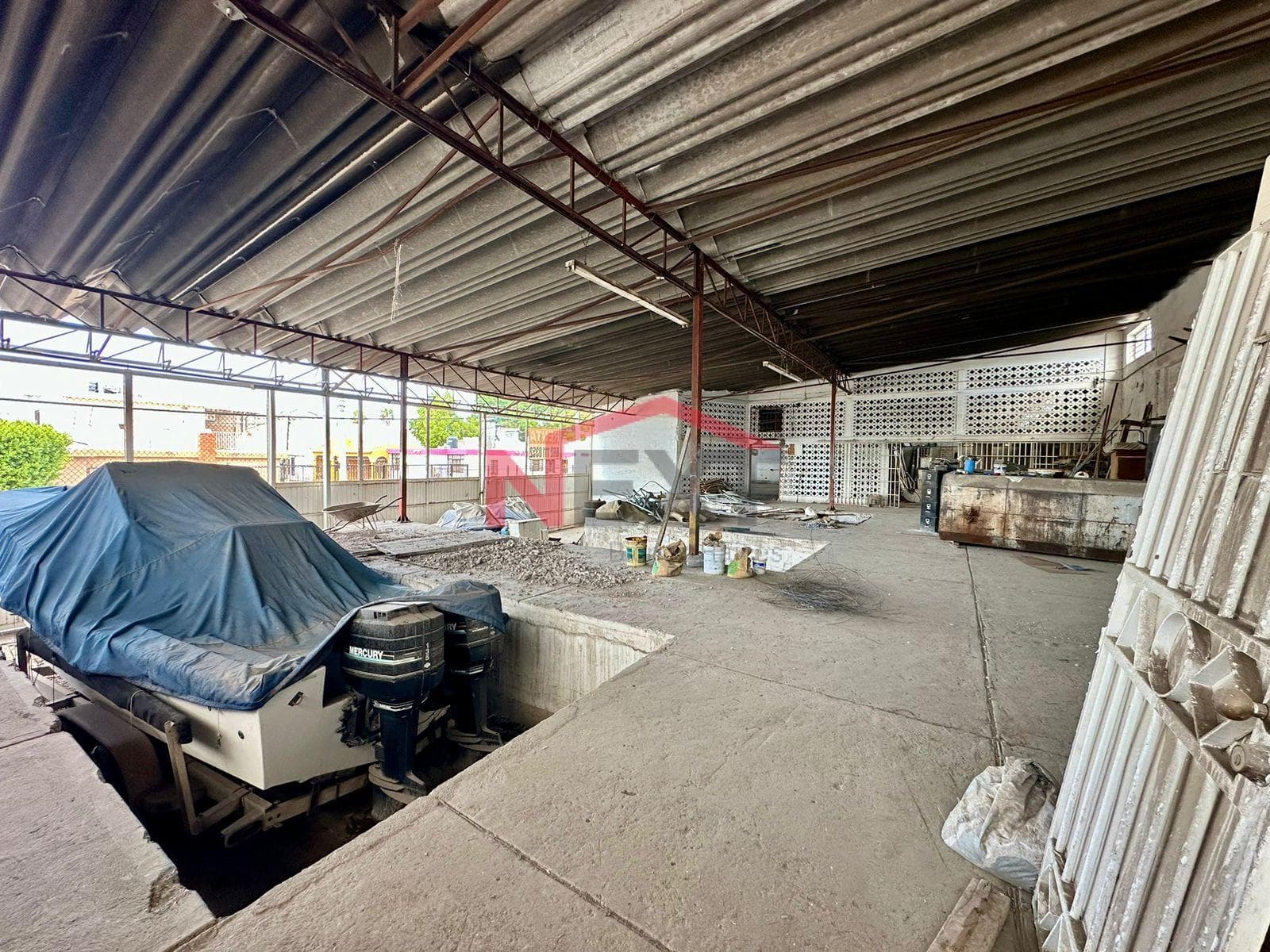 WAREHOUSE FOR RENT IN THE CENTRO NEIGHBORHOOD