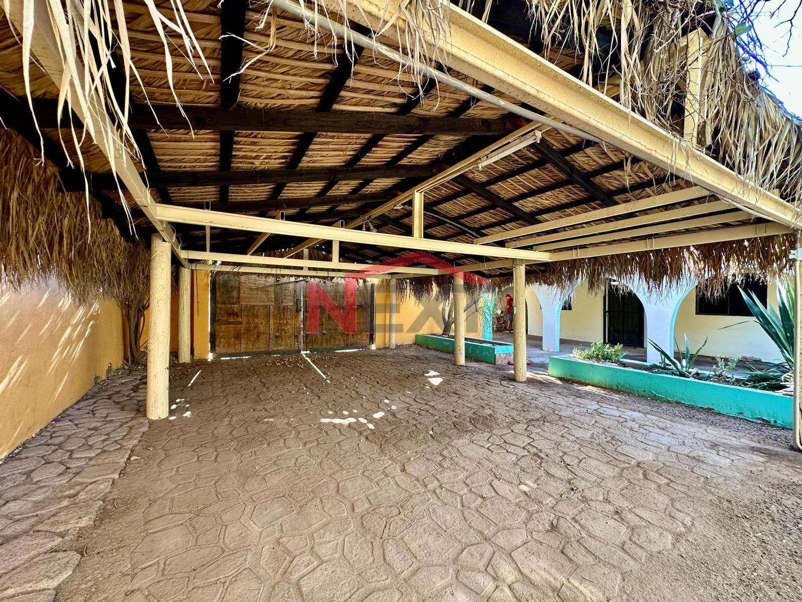 HOUSE FOR SALE IN BAHIA DE KINO