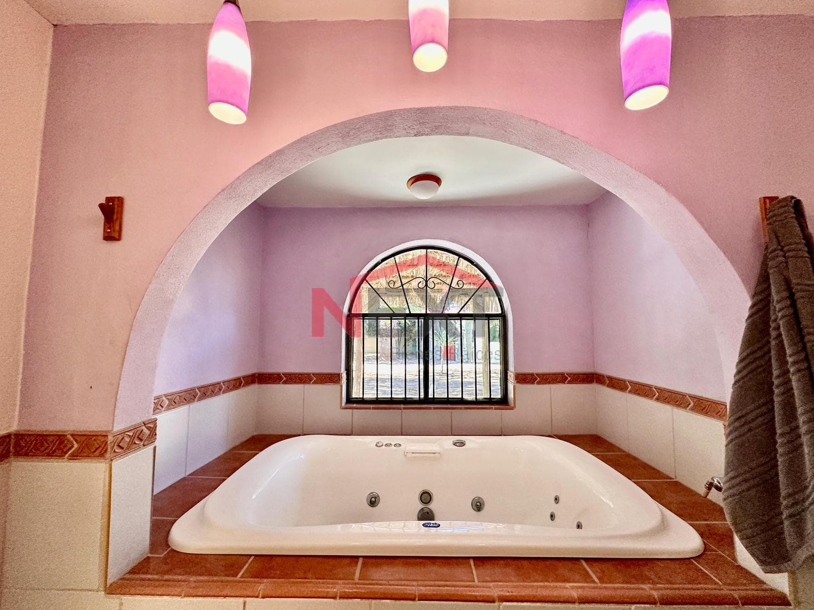 HOUSE FOR SALE IN BAHIA DE KINO