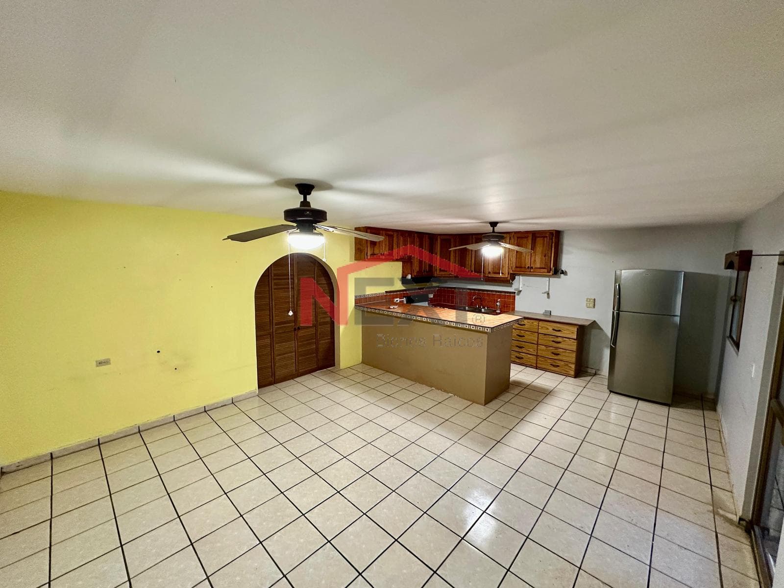 HOUSE FOR SALE IN BAHIA DE KINO