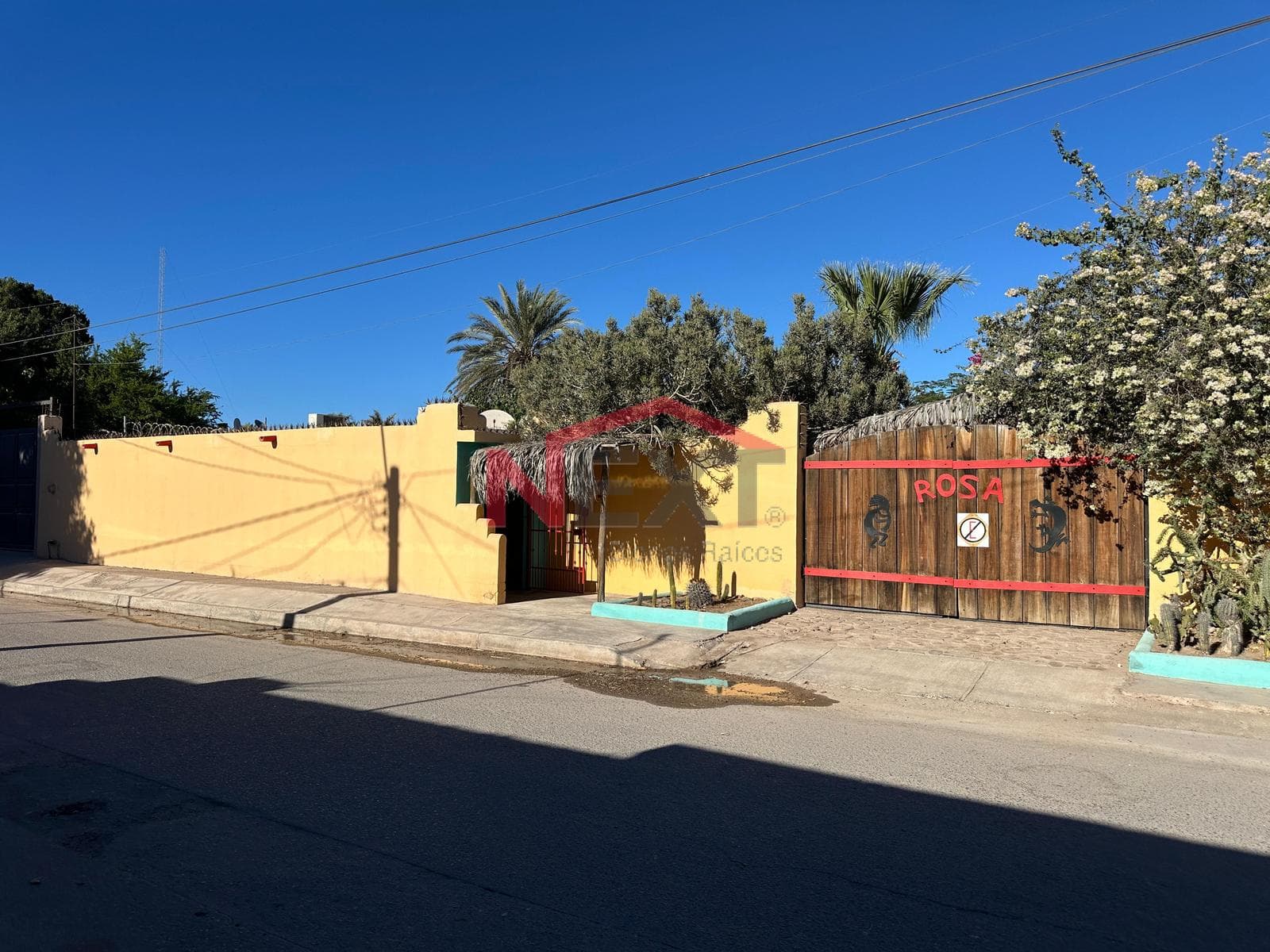 HOUSE FOR SALE IN BAHIA DE KINO