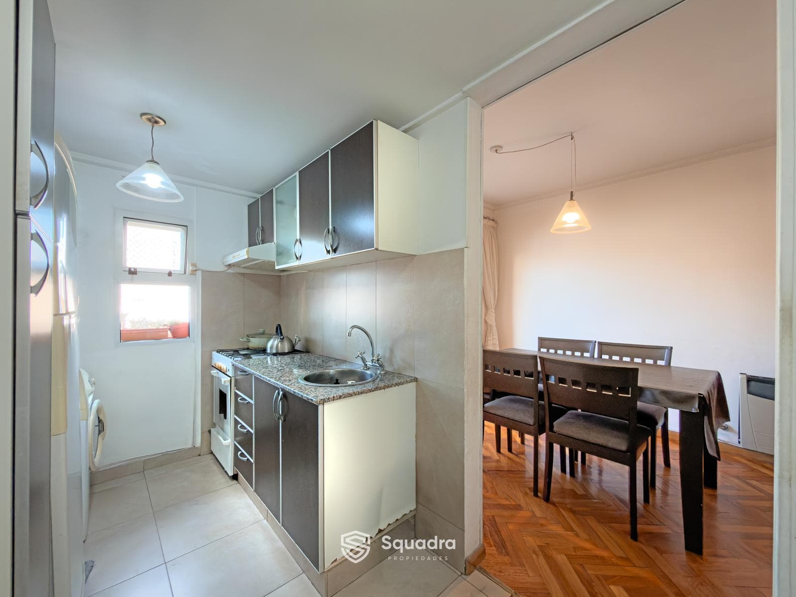 Two-bedroom apartment with a garage. Echesortu