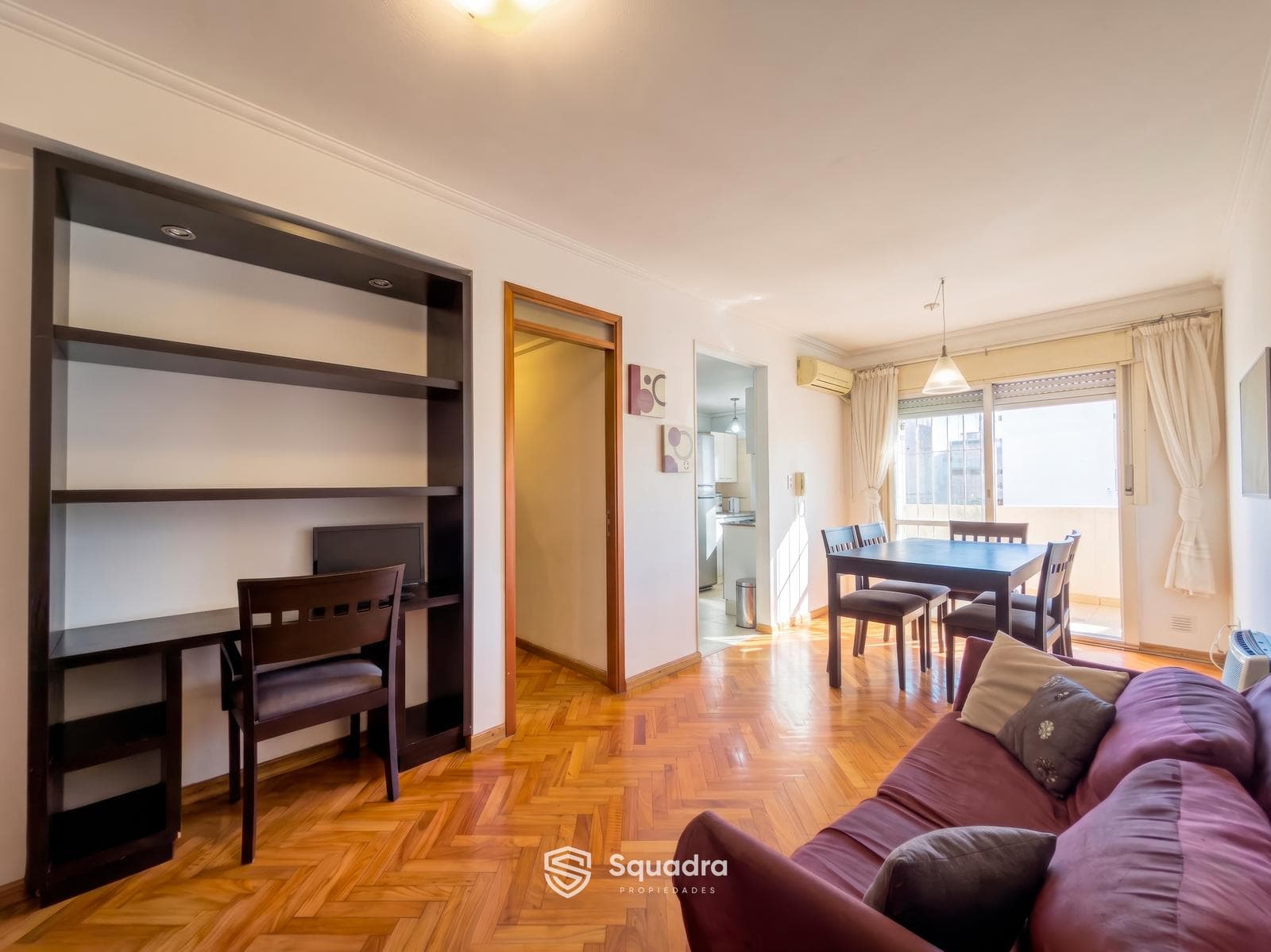 Two-bedroom apartment with a garage. Echesortu