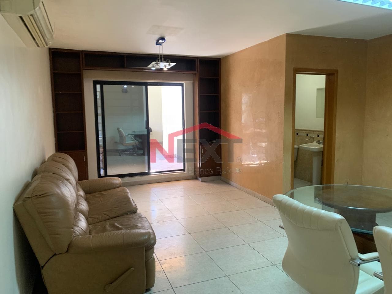 OFFICE FOR RENT IN THE CENTENARIO NEIGHBORHOOD
