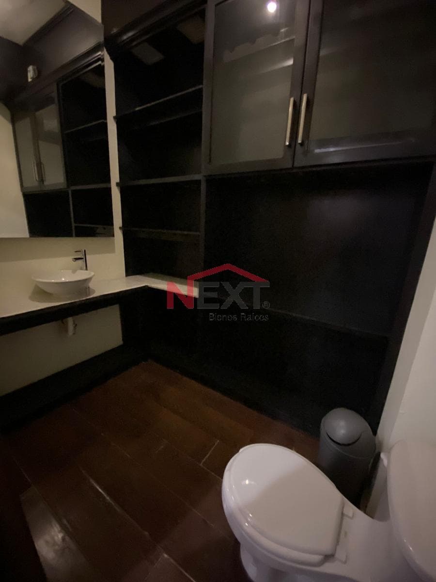 OFFICE FOR RENT IN COL. CENTRO