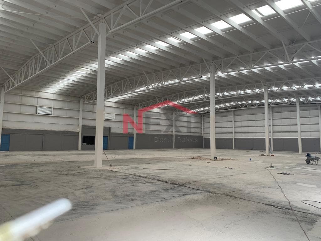 WAREHOUSE FOR SALE IN THE PARQUE INDUSTRIAL NEIGHBORHOOD