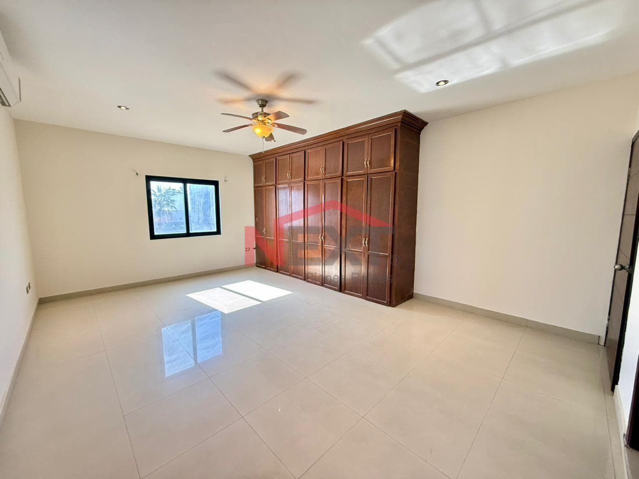 HOUSE FOR SALE IN LOS SANTOS RESIDENCIAL
