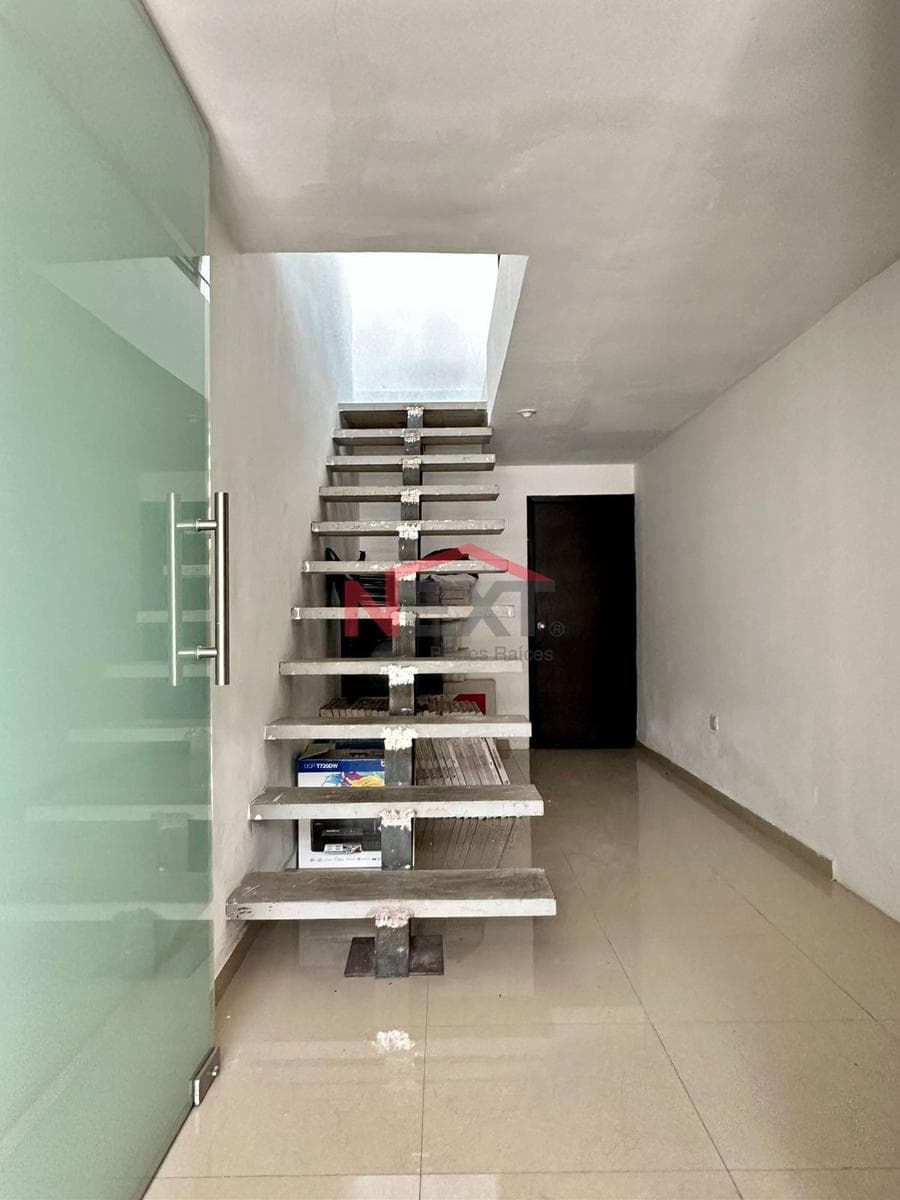 OFFICE FOR RENT IN THE CENTENRIO NEIGHBORHOOD
