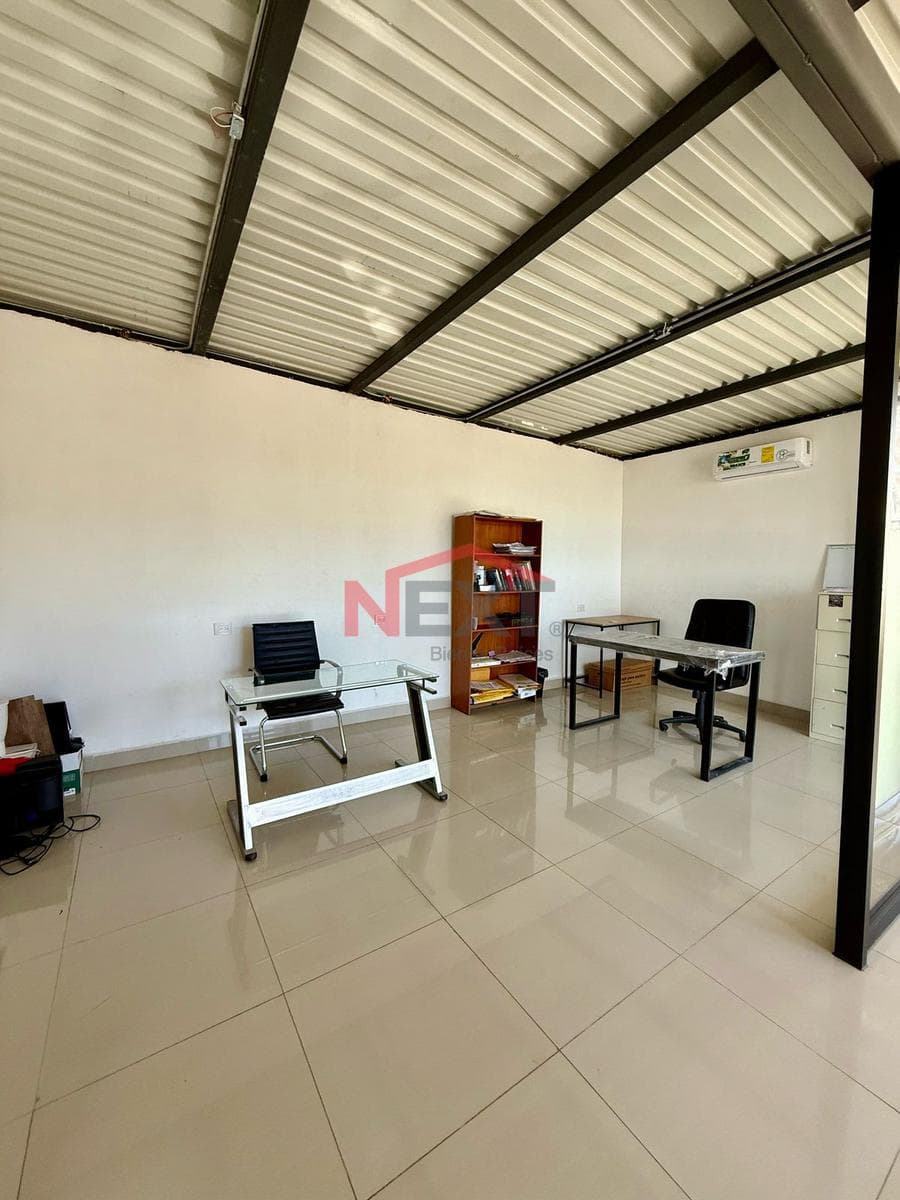 OFFICE FOR RENT IN THE CENTENRIO NEIGHBORHOOD
