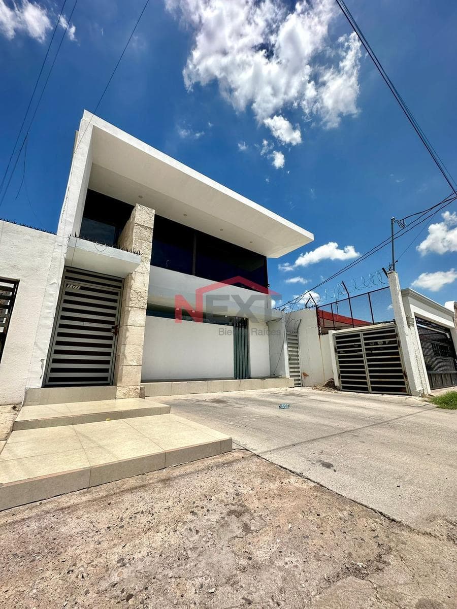 OFFICE FOR RENT IN THE CENTENRIO NEIGHBORHOOD