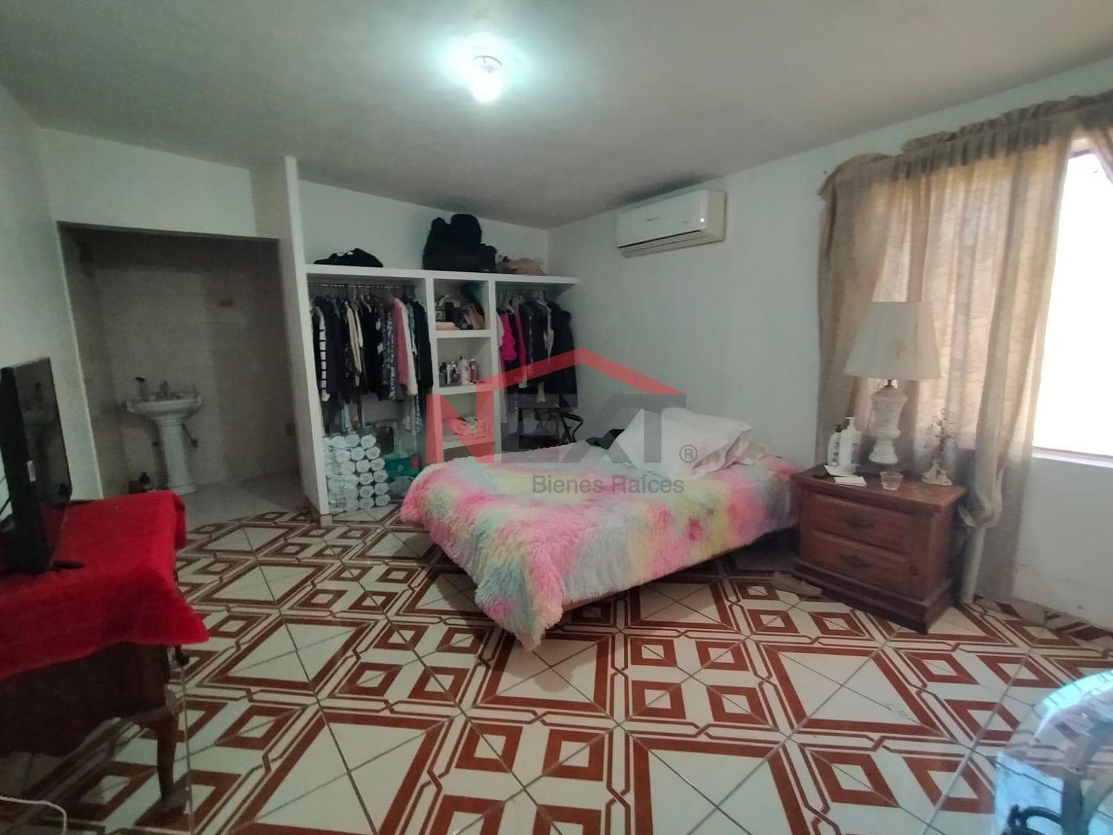HOUSE FOR SALE WITH ADJOINING LAND IN COL. SAHUARO FINAL