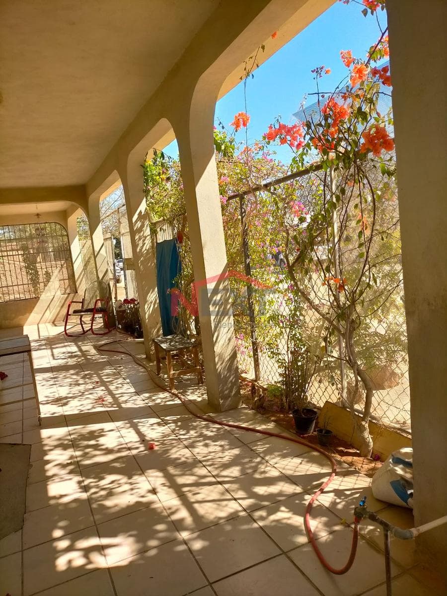 HOUSE FOR SALE WITH ADJOINING LAND IN COL. SAHUARO FINAL