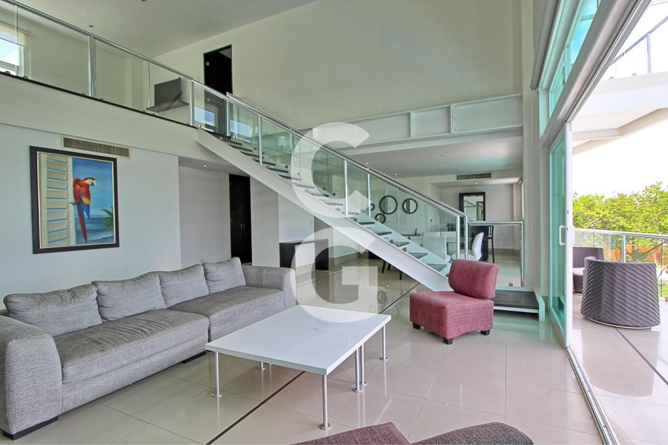 Apartment for Sale and Rent in Marina Turquesa, in the Lagos del Sol Residential Complex, with a Lake View