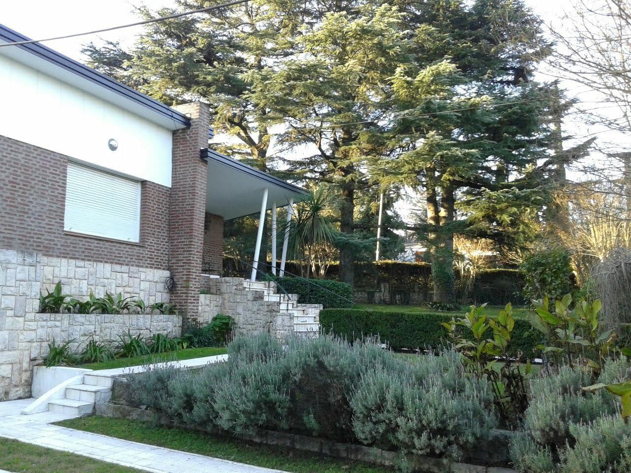 3-Bedroom House for Sale in Cabana