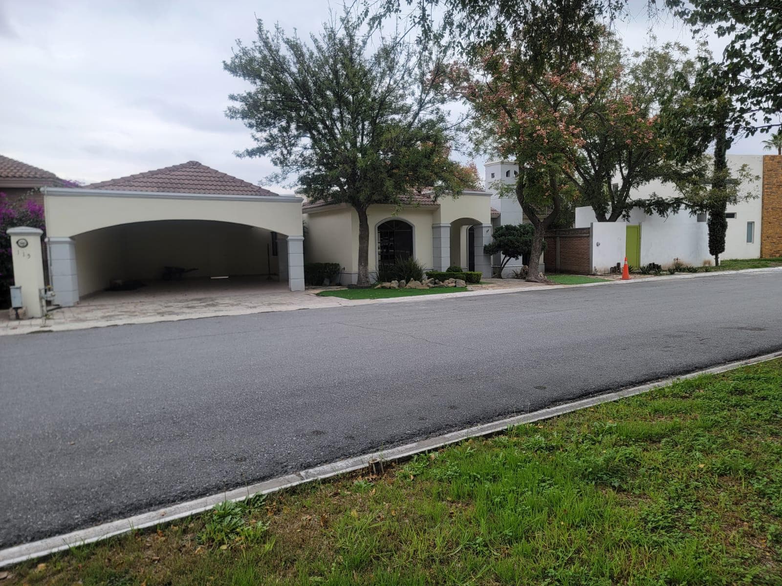 House for Sale—auction Opportunity—one-Bedroom Apartment in Villas de San Carlos, North of Saltillo