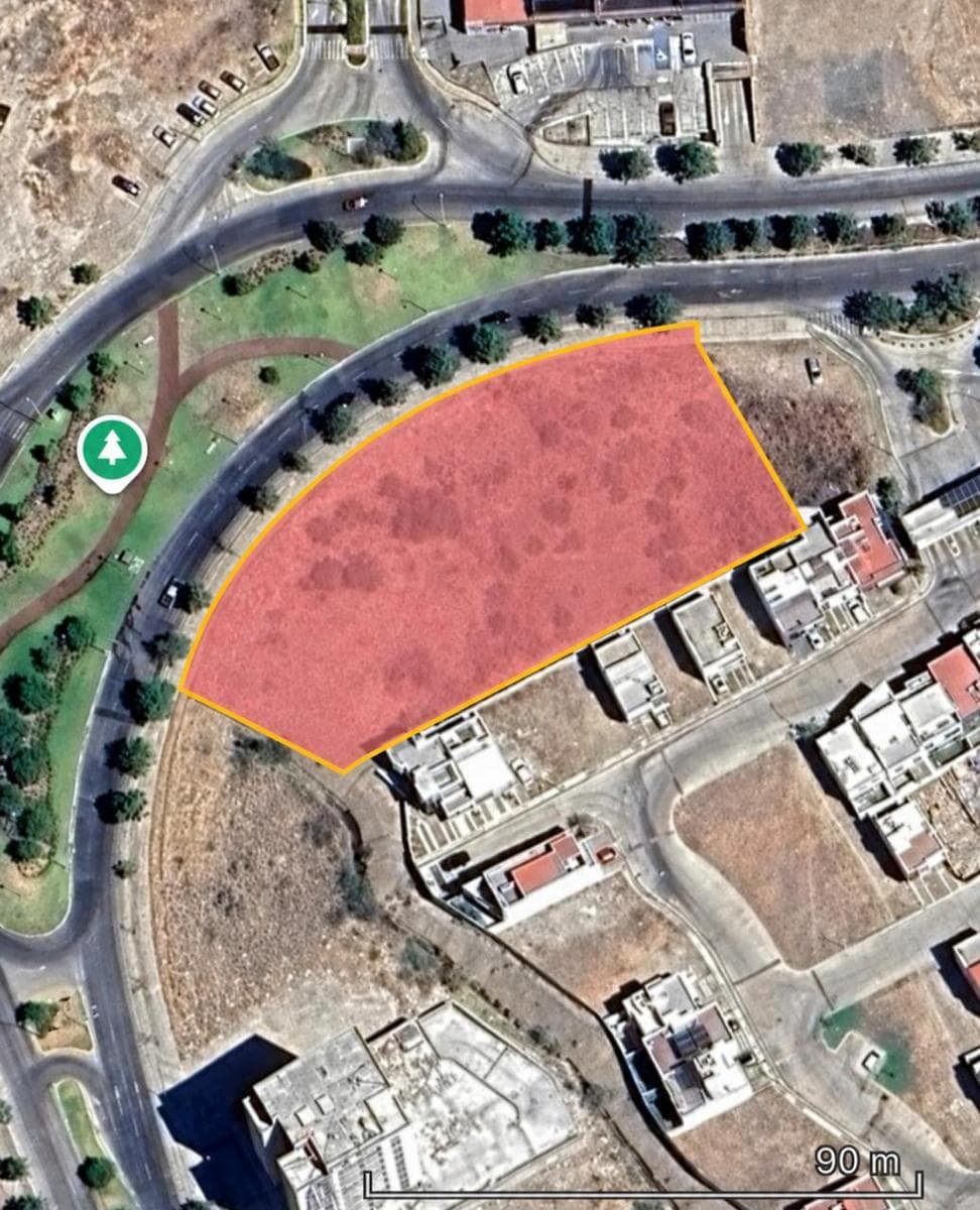 Lot in the Capital Norte Subdivision
