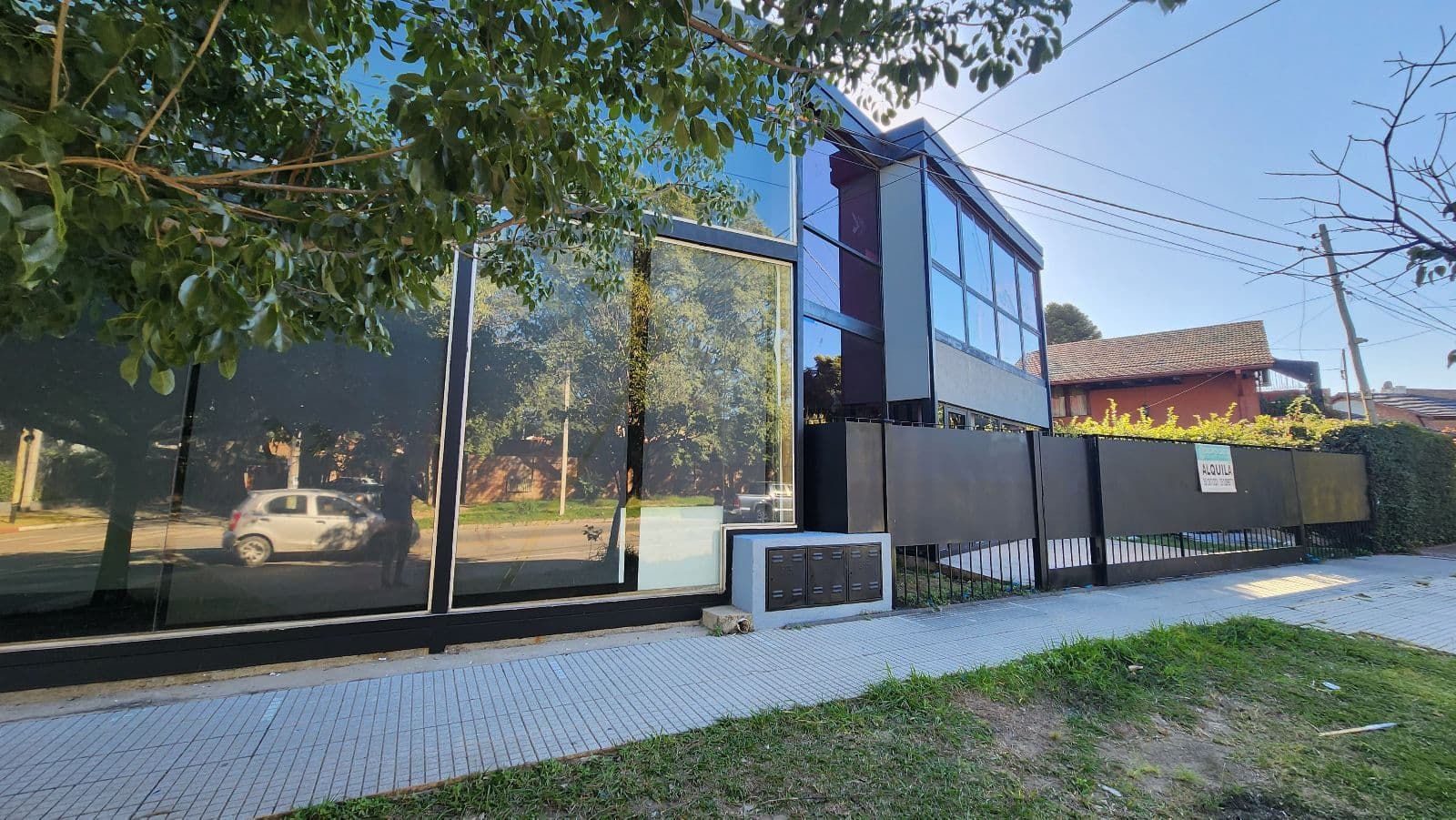 IMPORTANT: Office for RENT