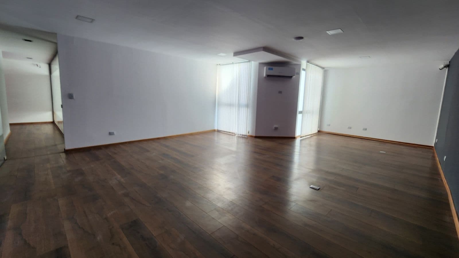 IMPORTANT: Office for RENT