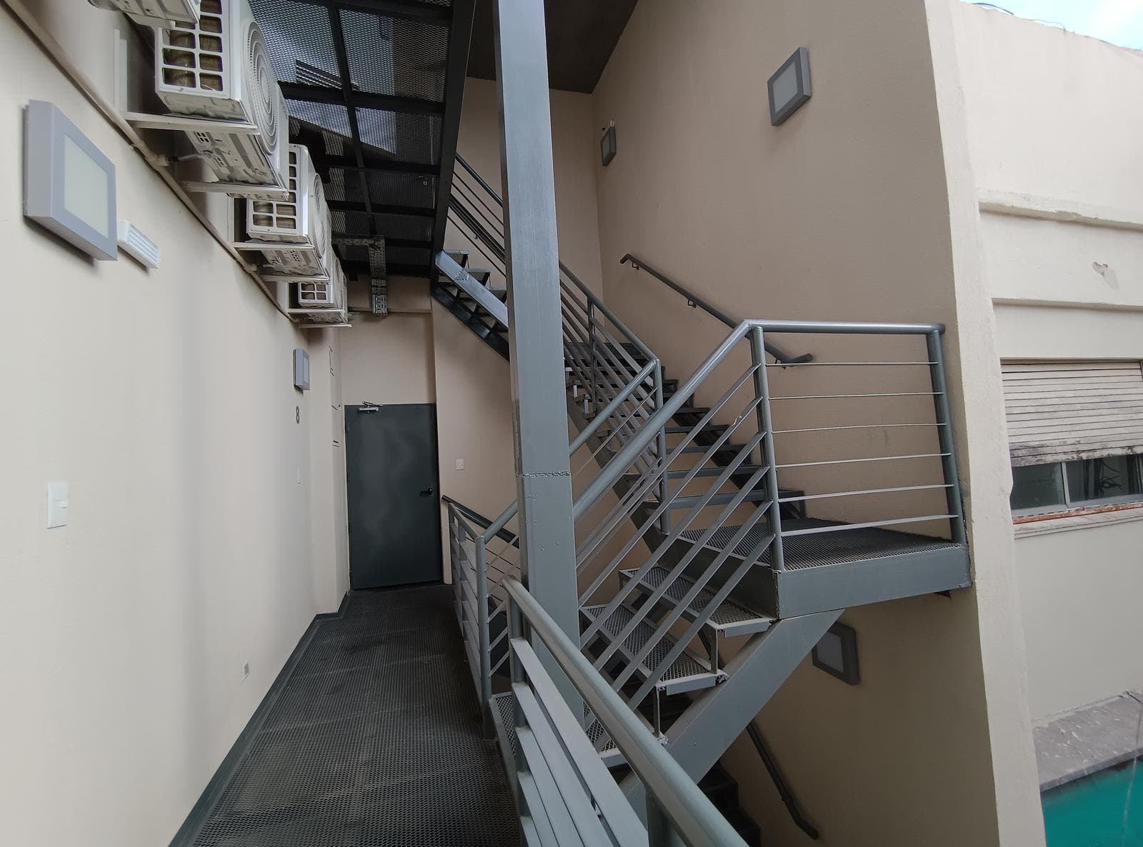 Apartment in Palermo—1.1/2-room—Brand-new—Street-facing—Balcony—Amenities
