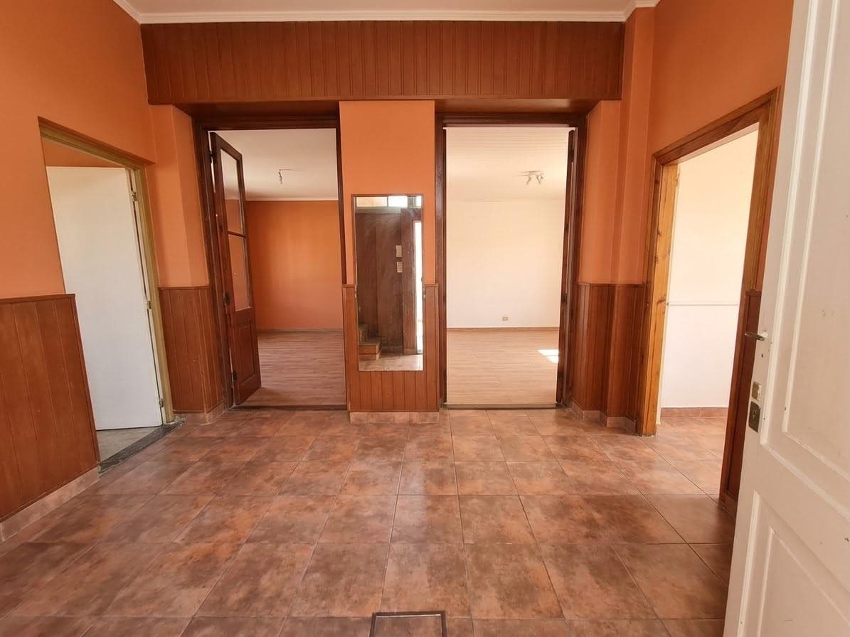 3-Room Penthouse for Sale in Lanús
