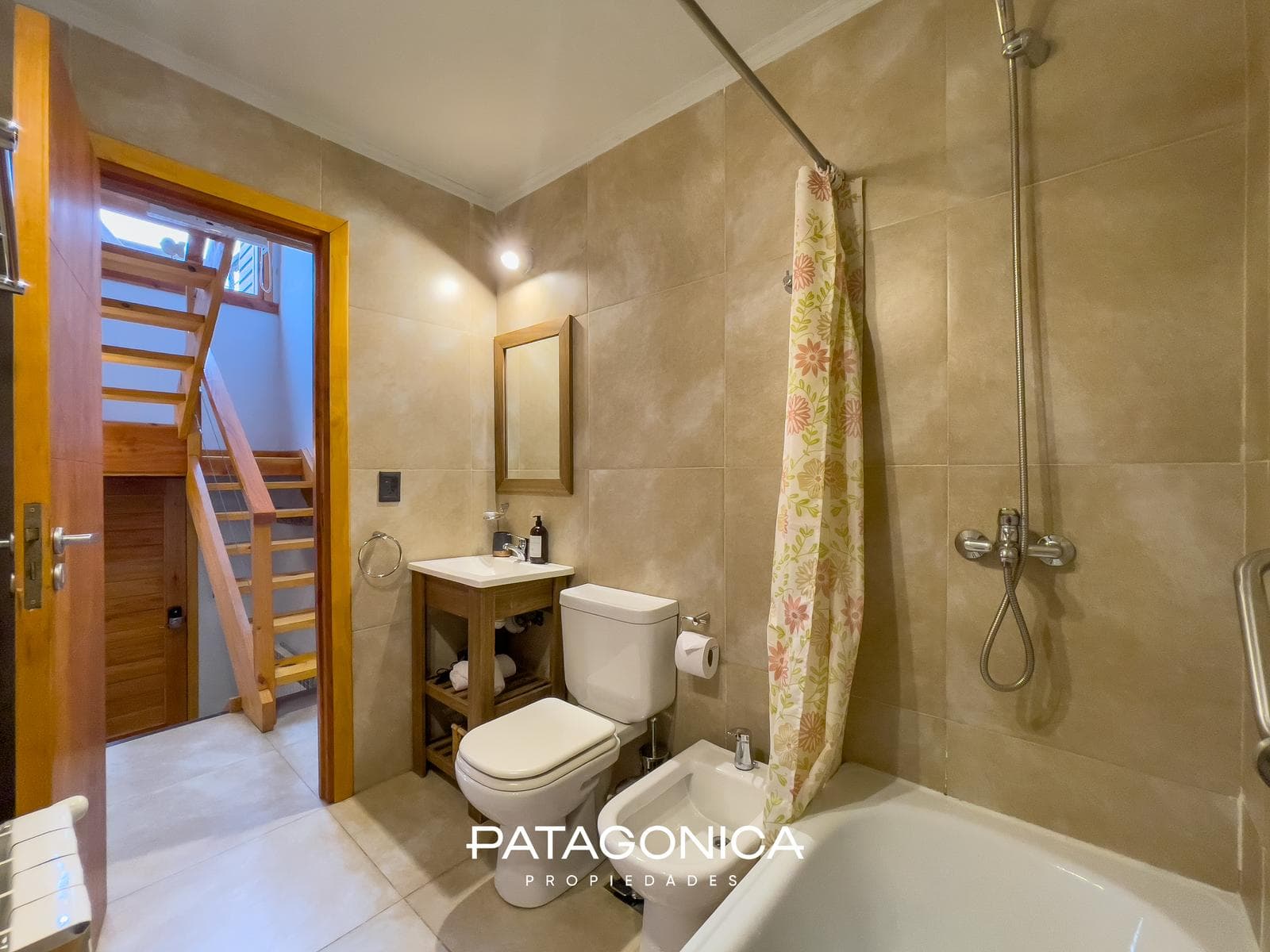 2-ROOM APARTMENT FOR SALE WITH LAKE VIEW, VILLA LA ANGOSTURA