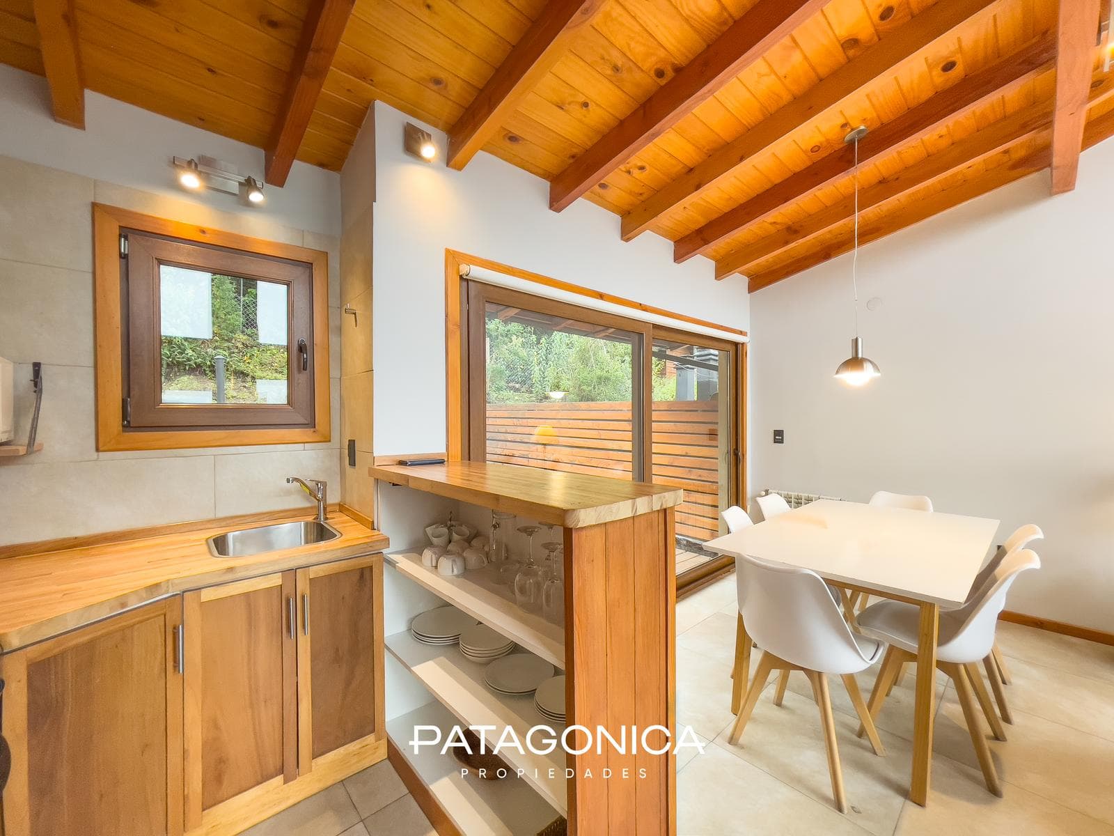 2-ROOM APARTMENT FOR SALE WITH LAKE VIEW, VILLA LA ANGOSTURA