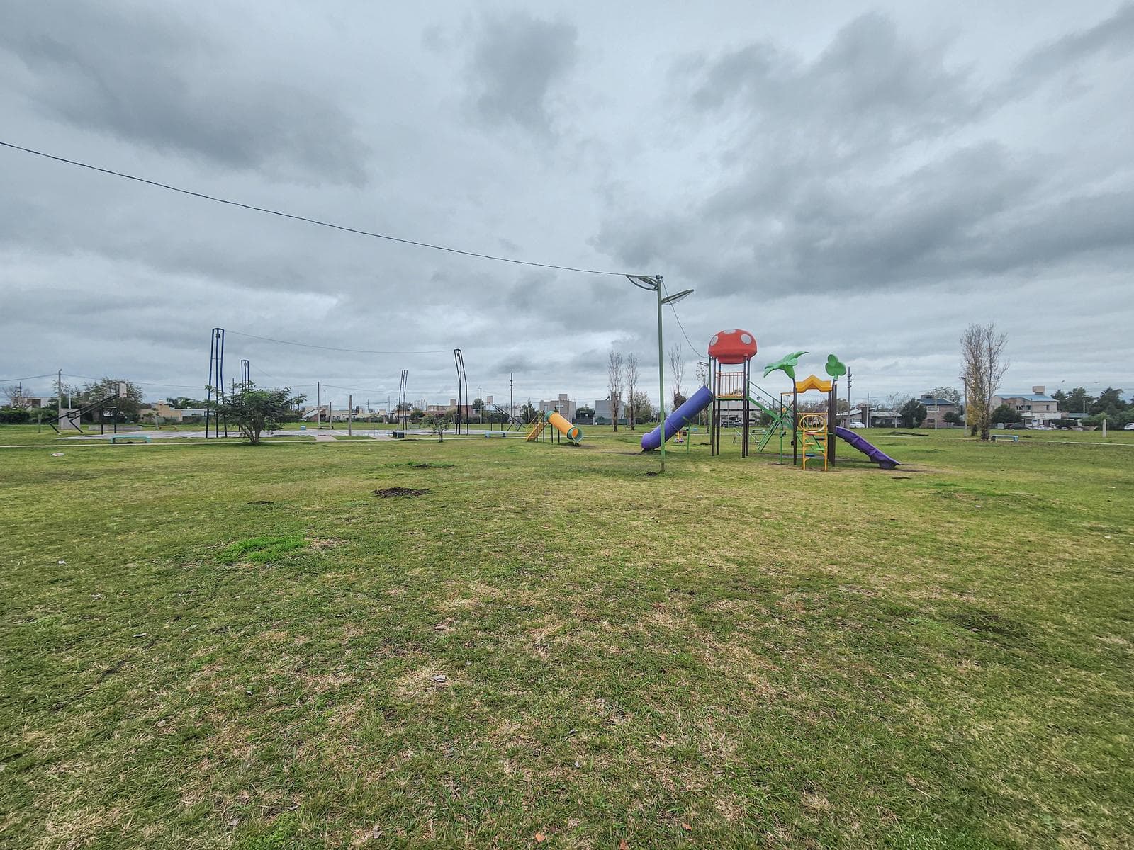 A plot of land in an excellent location in Las Acequias del Aire, Roldán