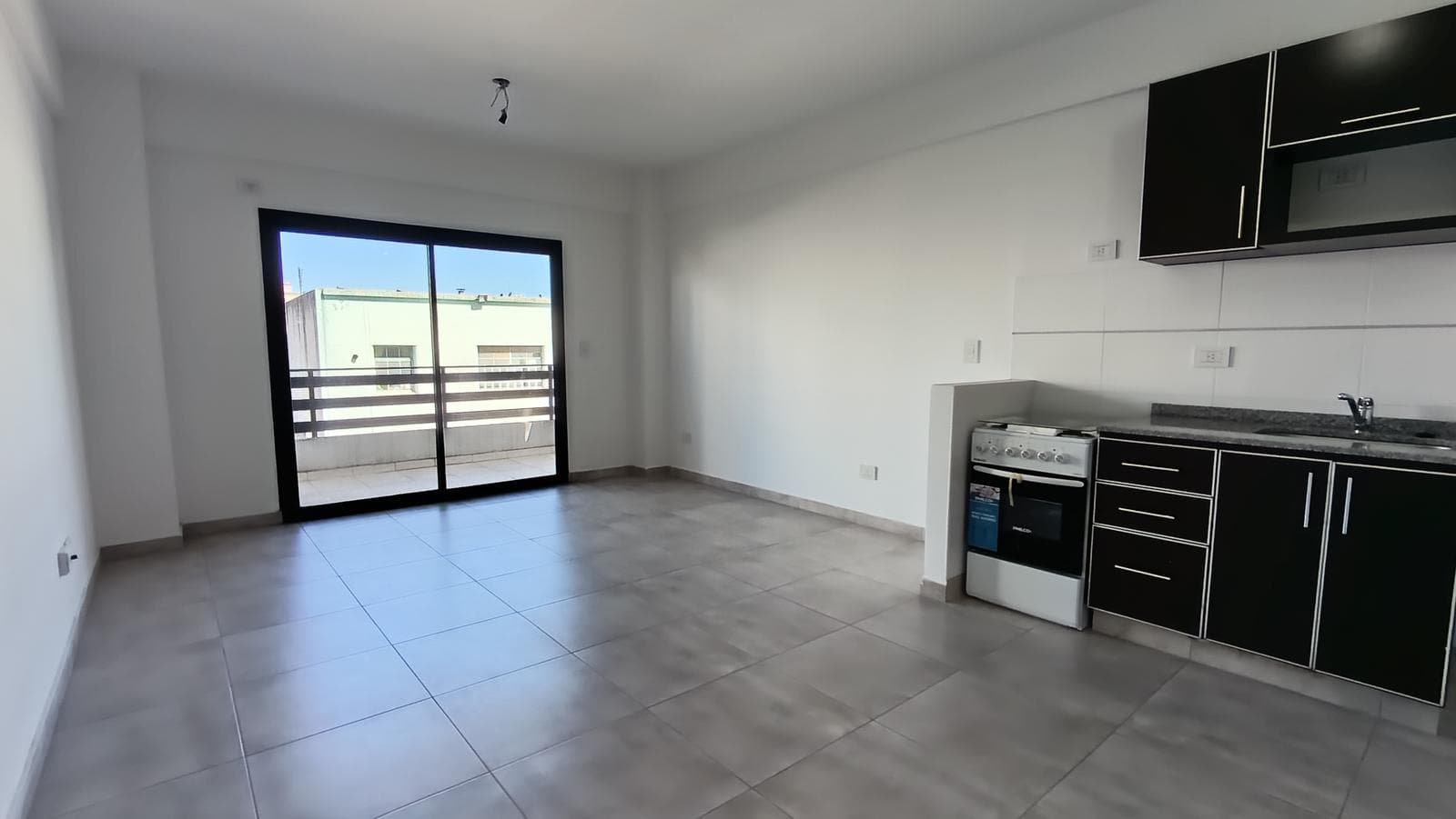 For Sale, Apartment, Studio, Balcony, Parking Space, Monte Castro