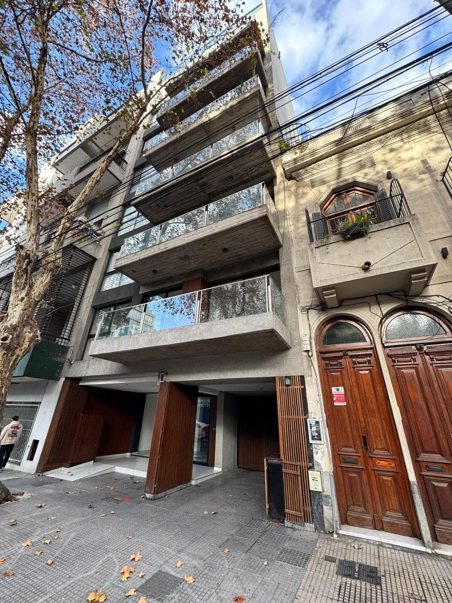 3-Bedroom Apartment for Rent with Garage and Amenities