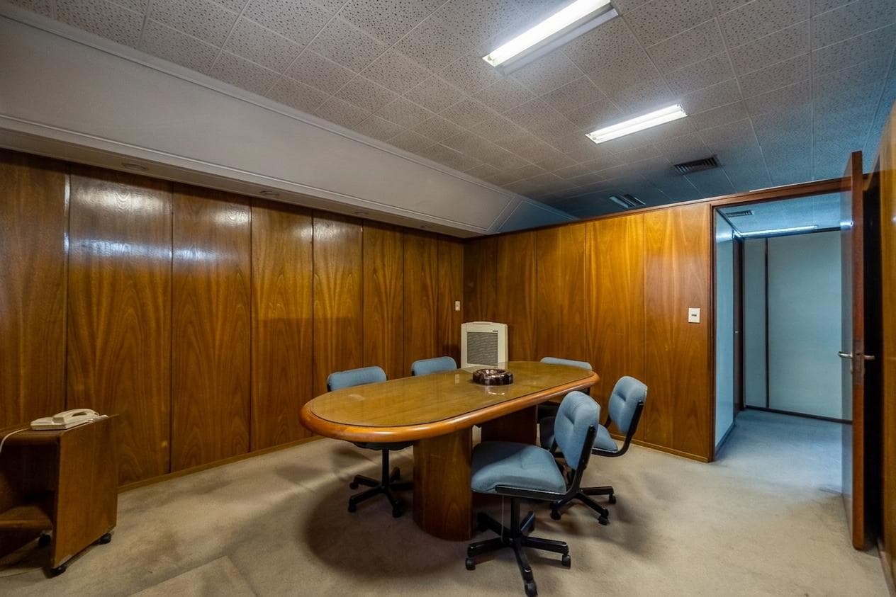 Office for Sale in Microcentro