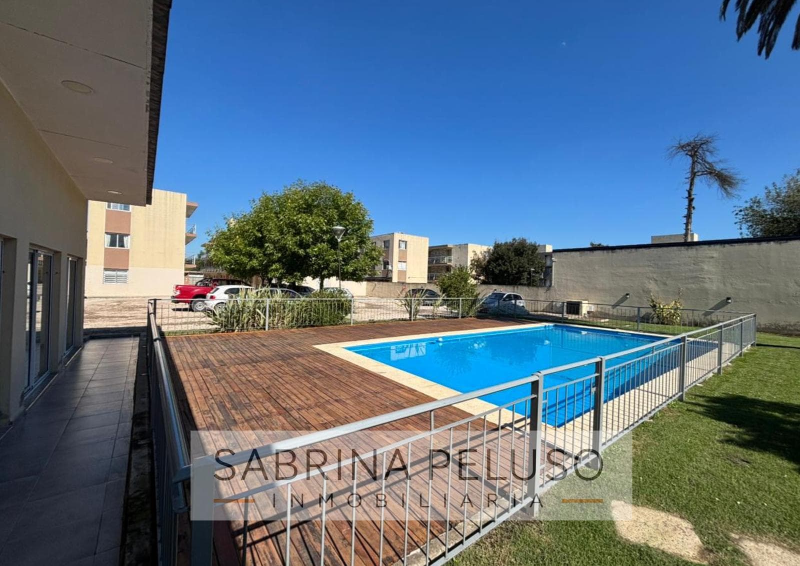 2-Room Apartment for Sale in Moreno