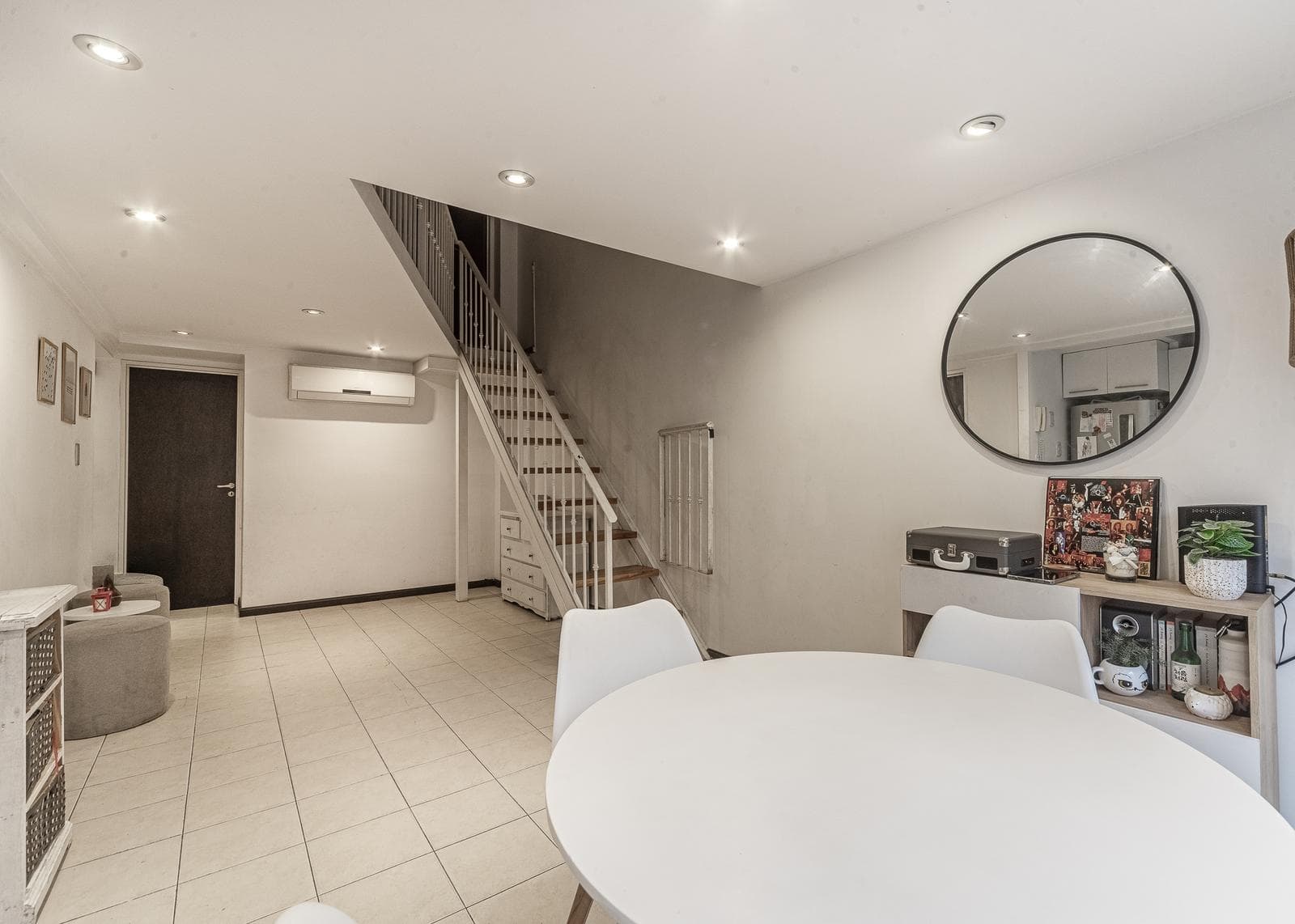 4-ROOM APARTMENT FOR SALE IN BELGRANO WITH BALCONY AND PATIO