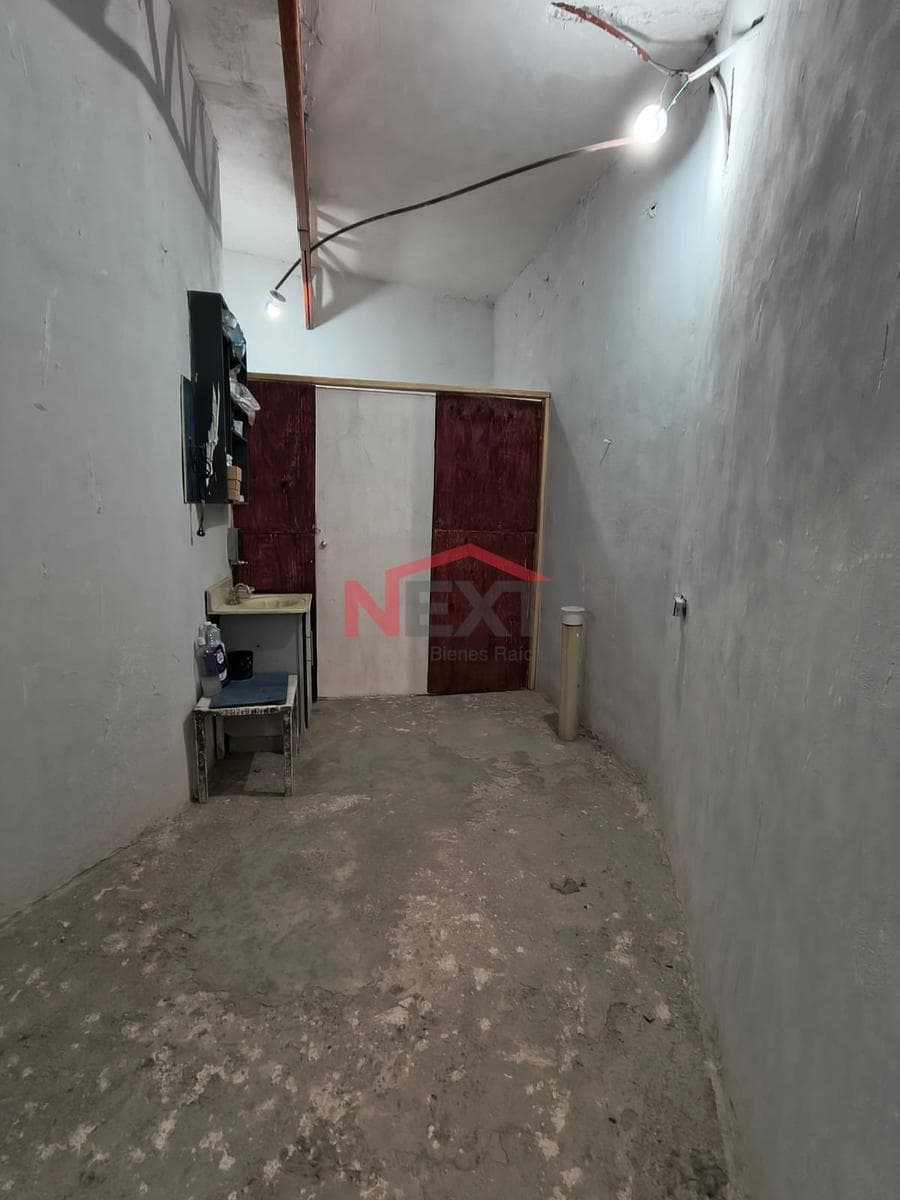 HOUSE FOR SALE IN THE ADOLFO LOPEZ MATEOS NEIGHBORHOOD