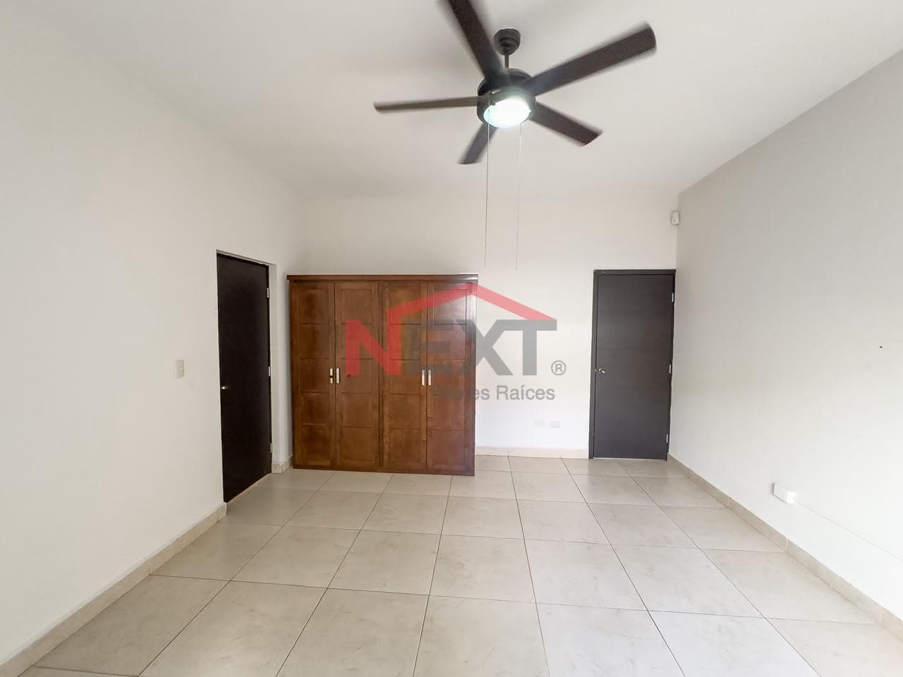 HOUSE FOR SALE IN LOS SANTOS RESIDENCIAL