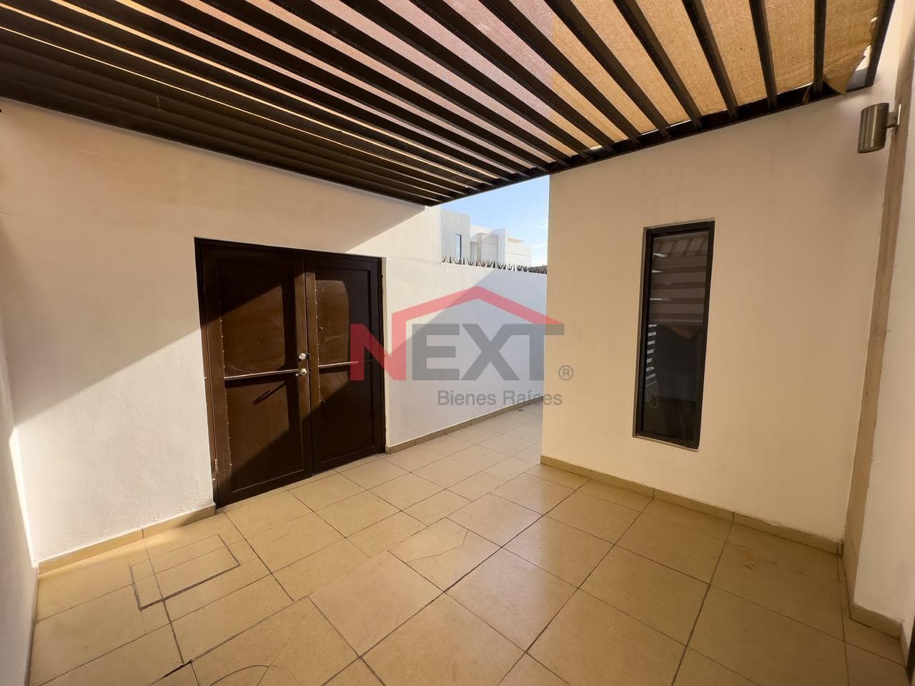 HOUSE FOR SALE IN LOS SANTOS RESIDENCIAL