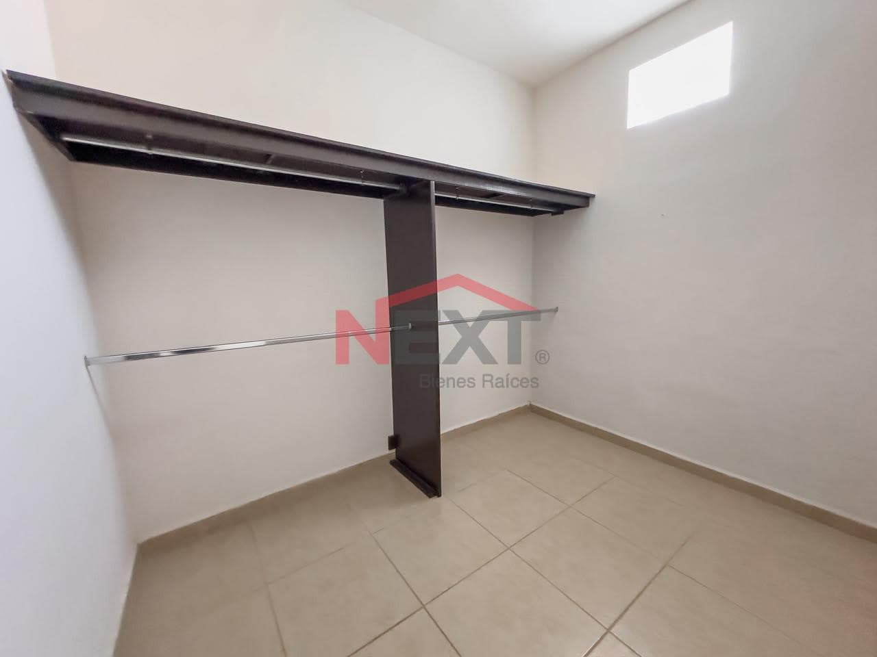 HOUSE FOR SALE IN LOS SANTOS RESIDENCIAL