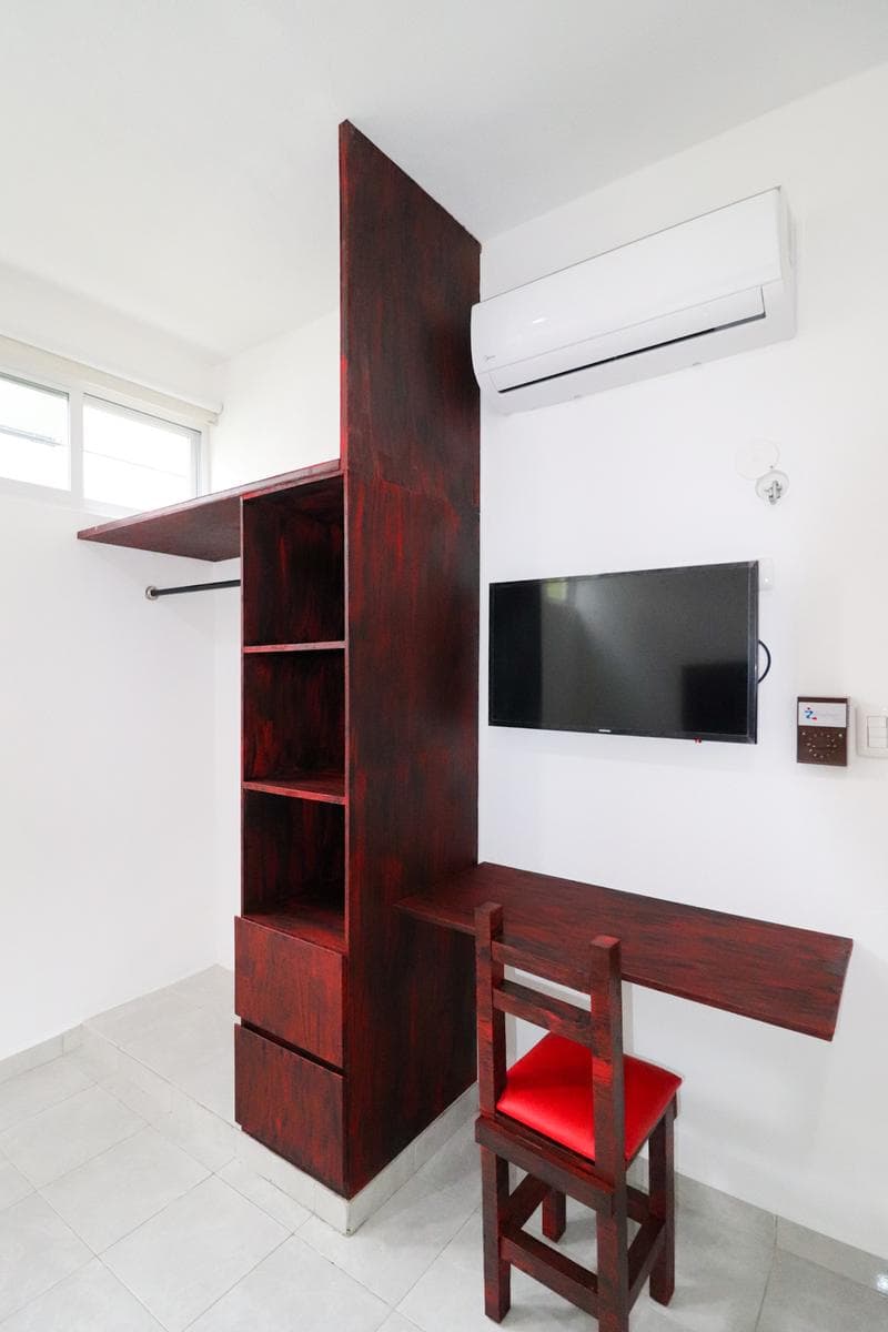 Department - Leandro Valle